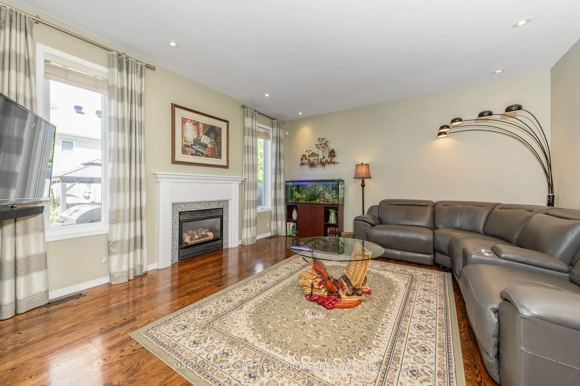 12 Greenpointe Drive