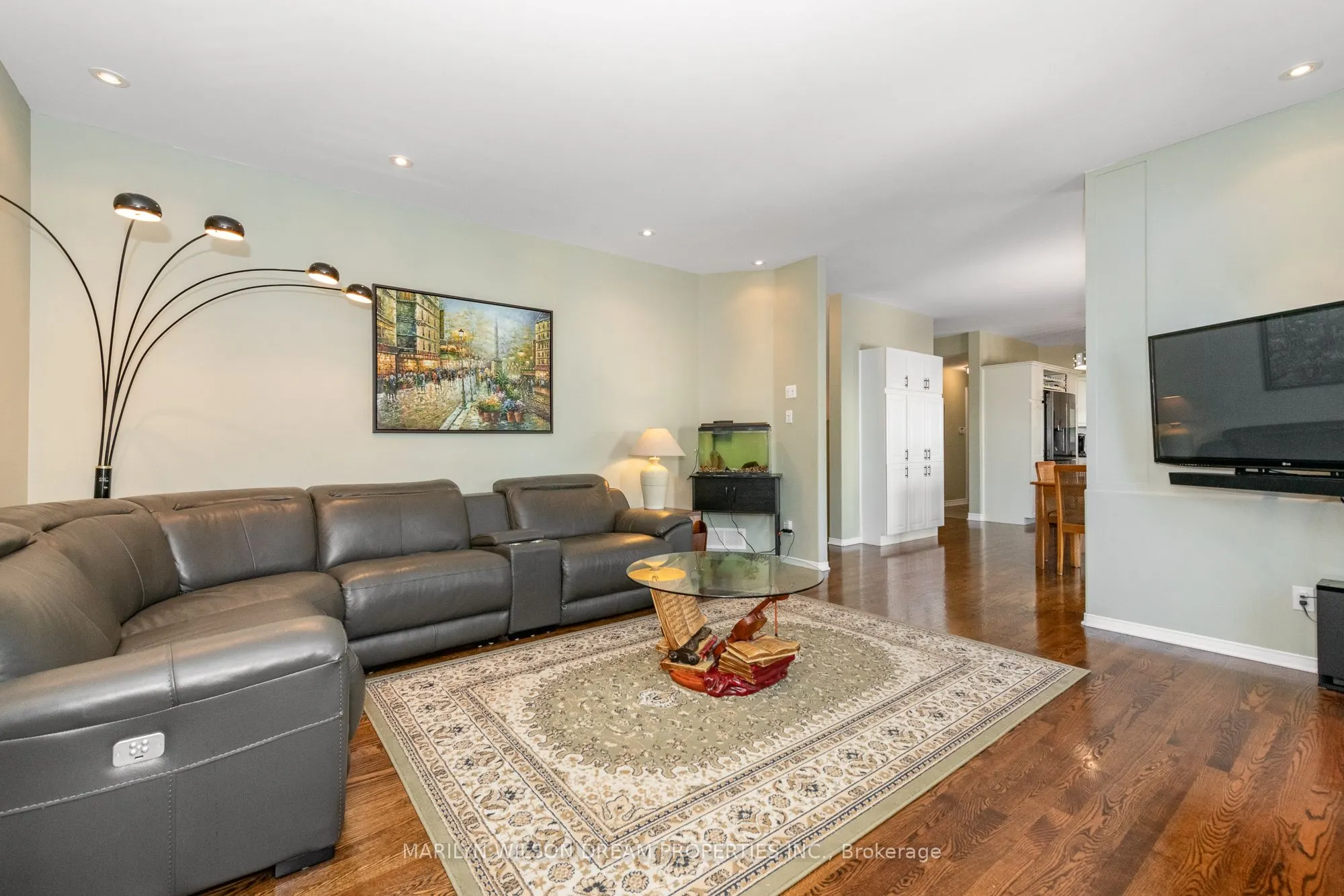 12 Greenpointe Drive