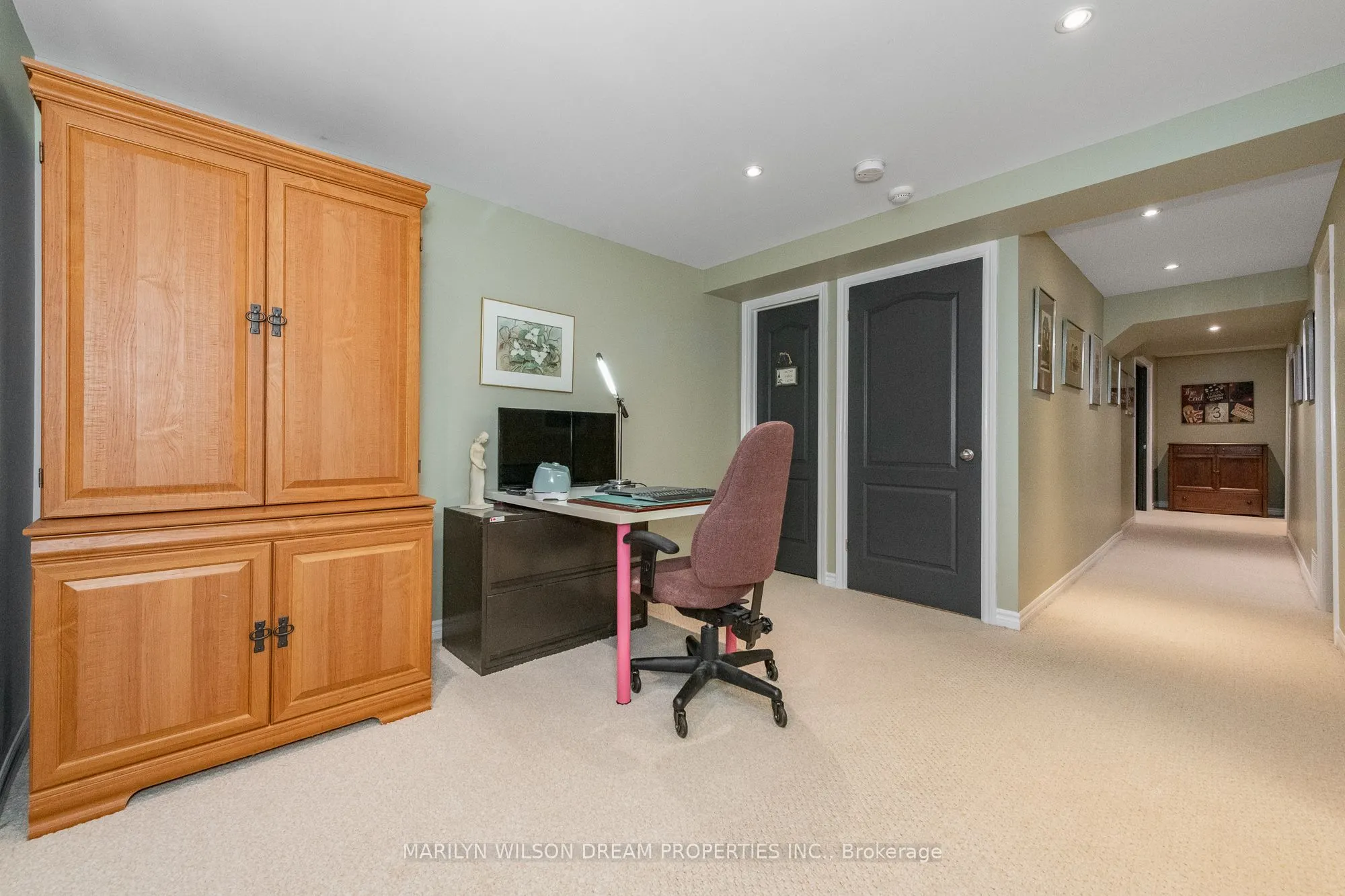 12 Greenpointe Drive