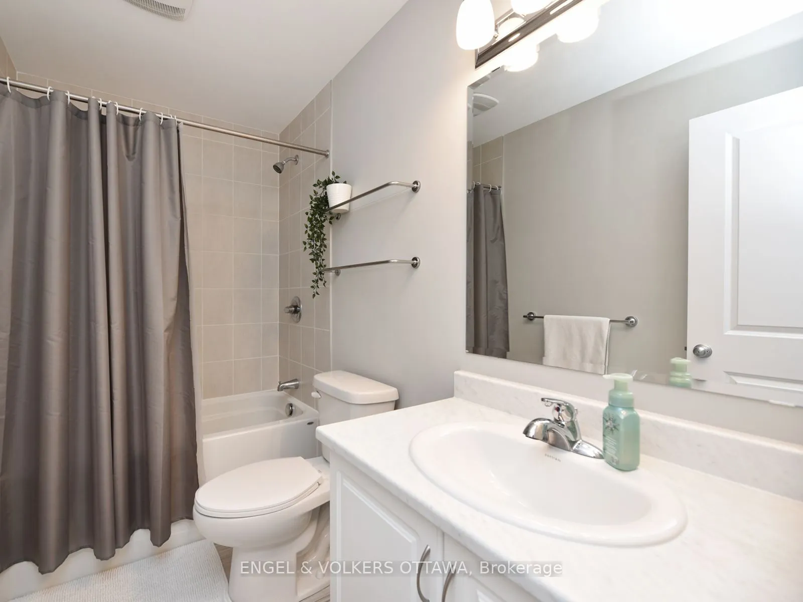 626 Geranium Walk