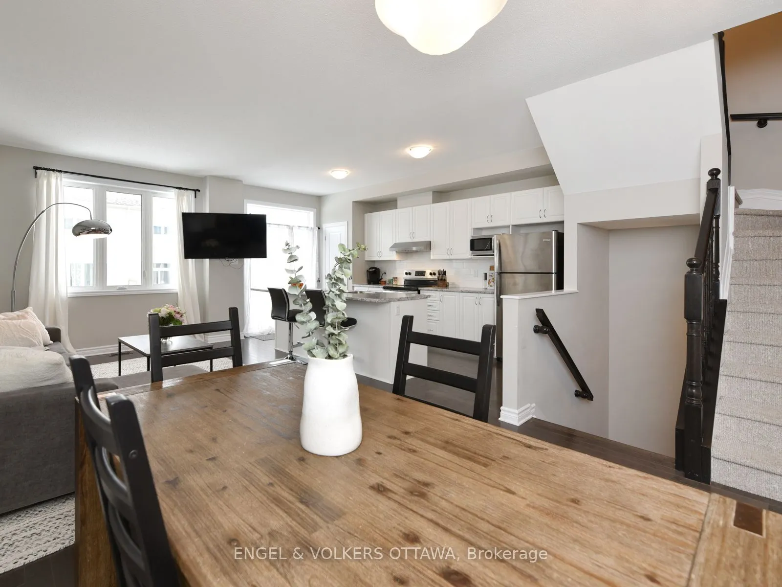 626 Geranium Walk