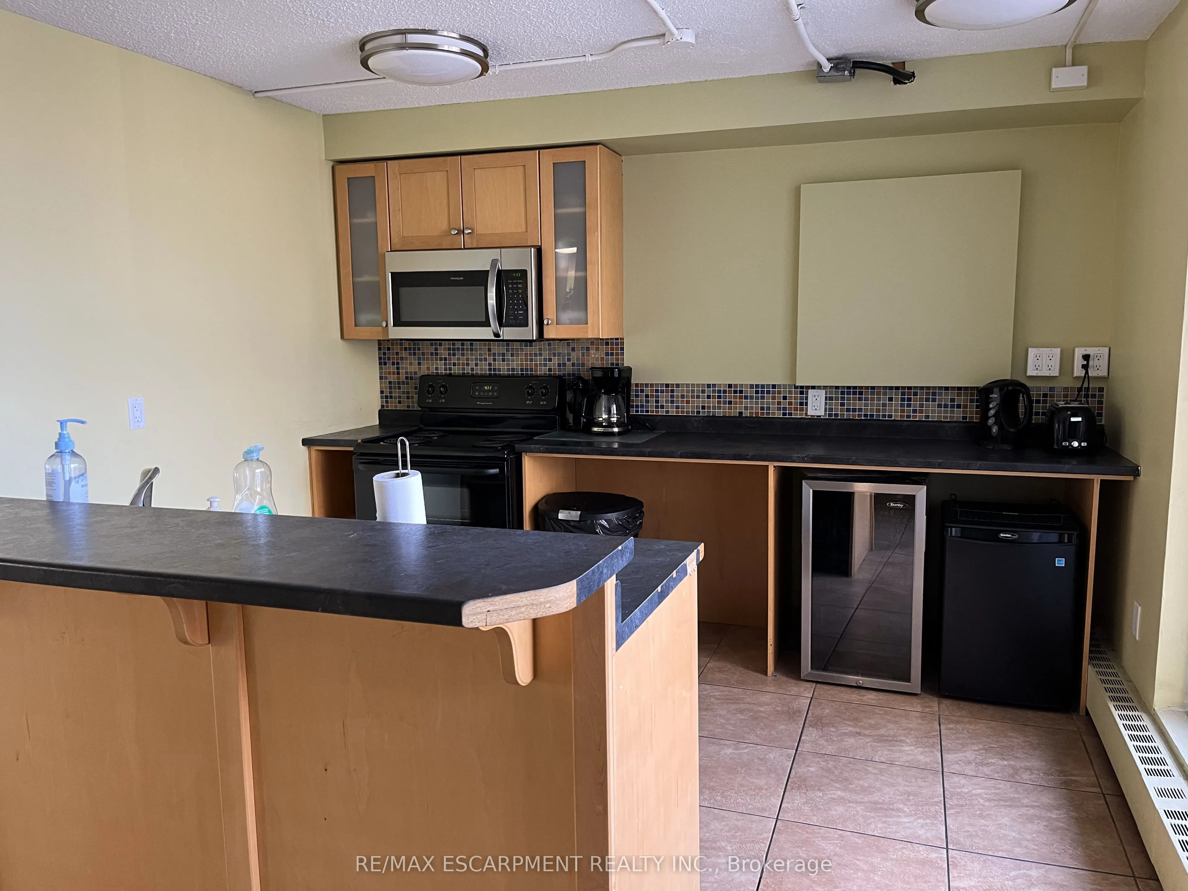 350 QUIGLEY Road, #315
