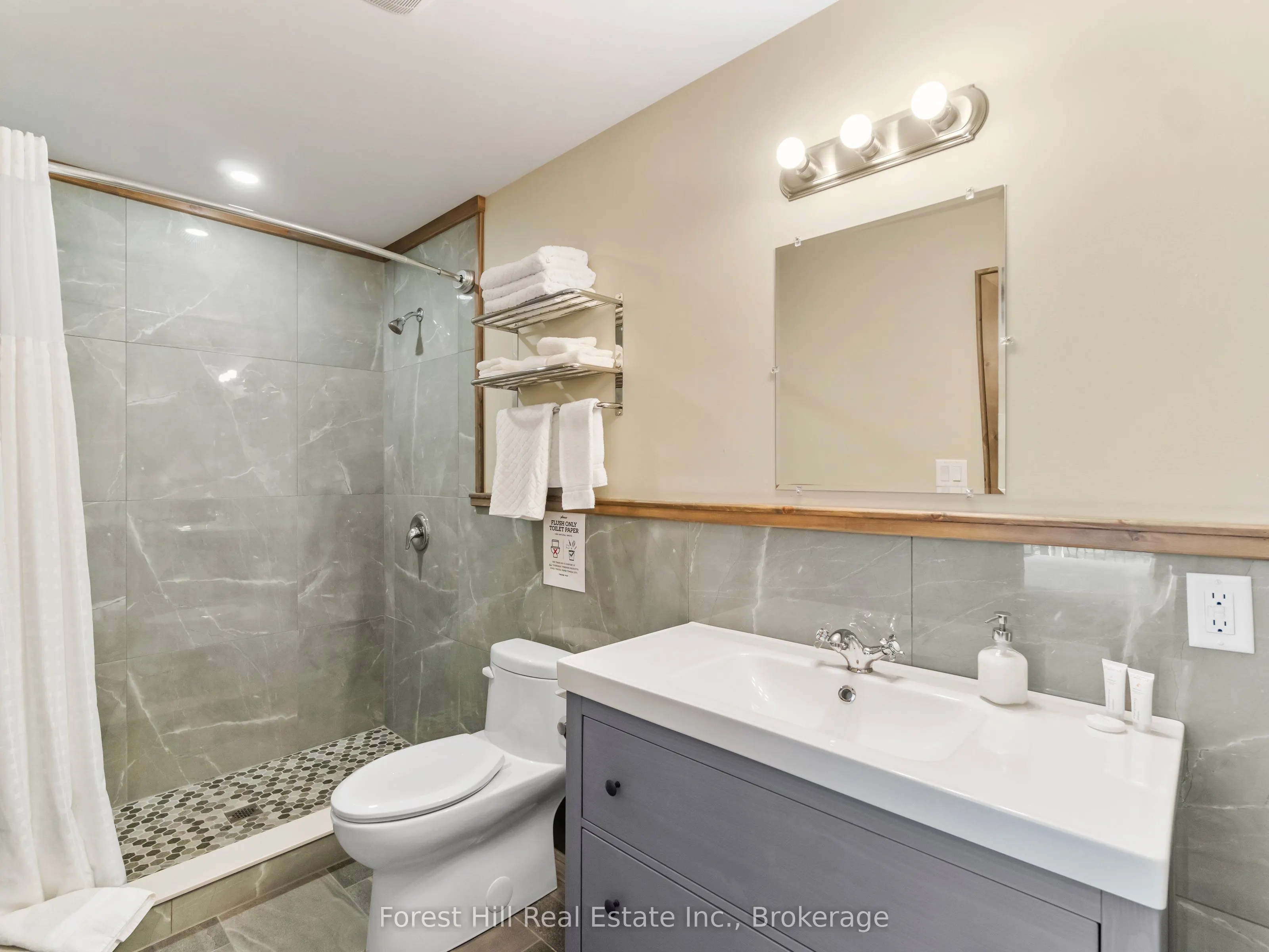 1326 Kawagama Lake Road