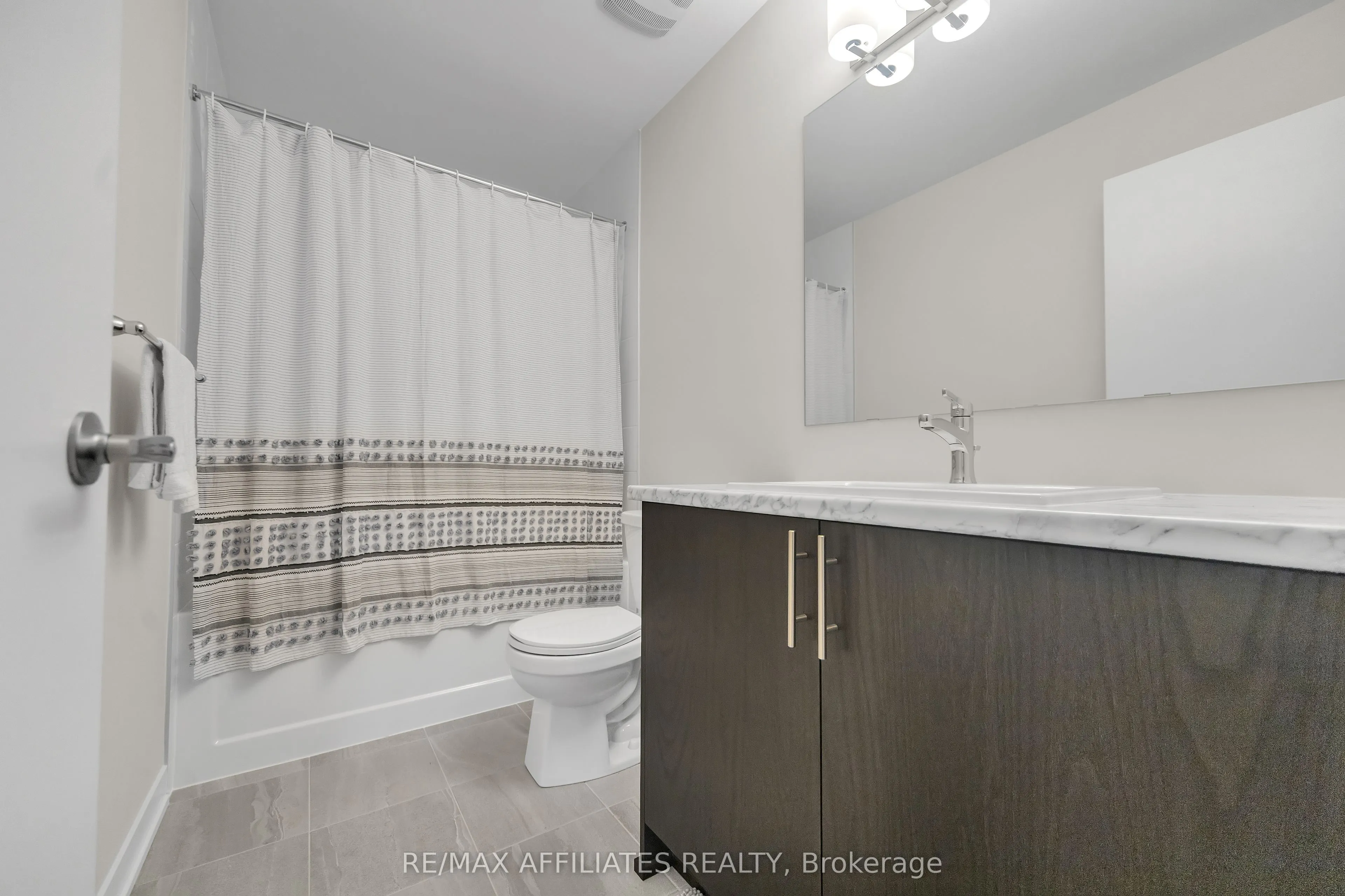 189 Beebalm Crescent