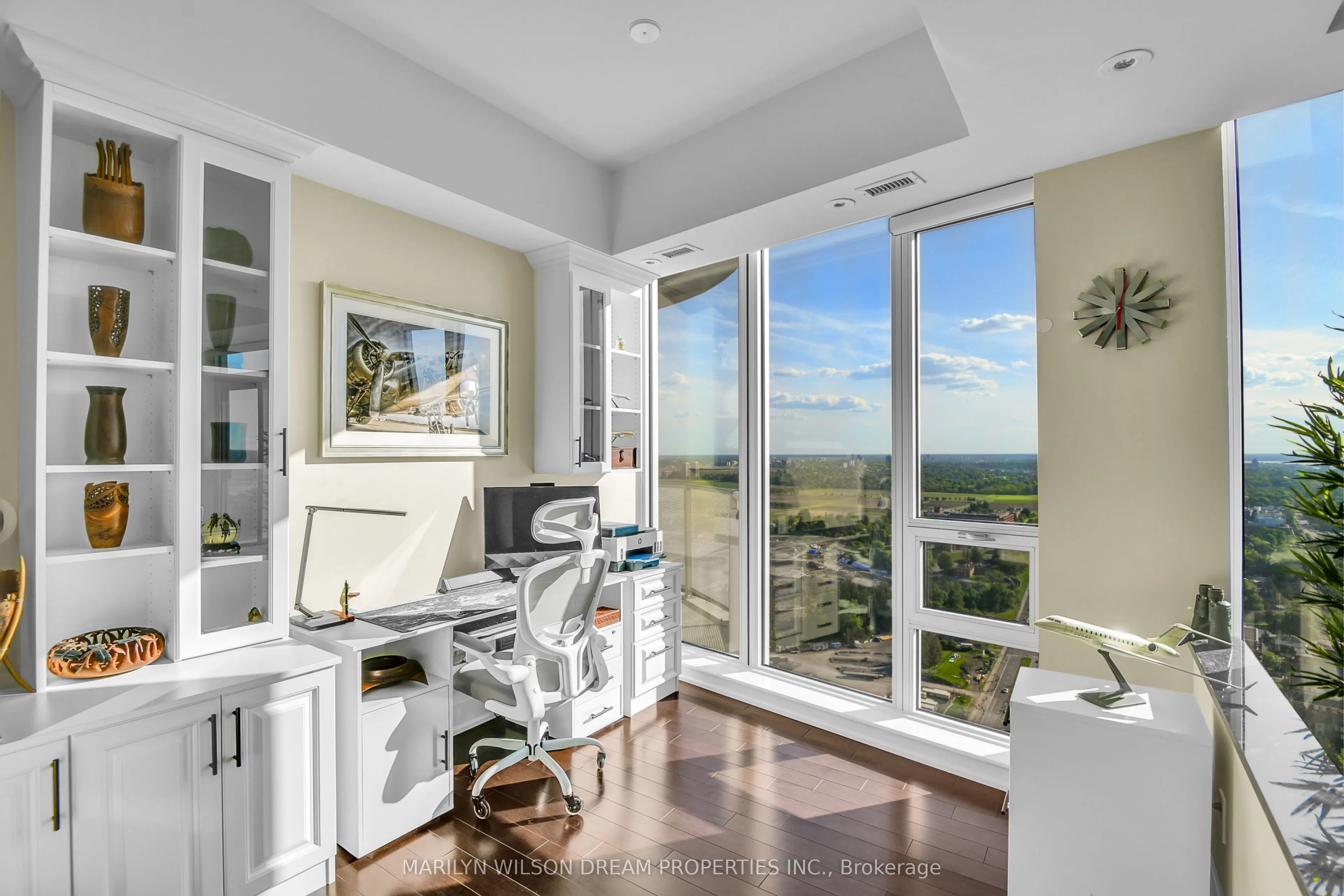 805 Carling Avenue N, #4003