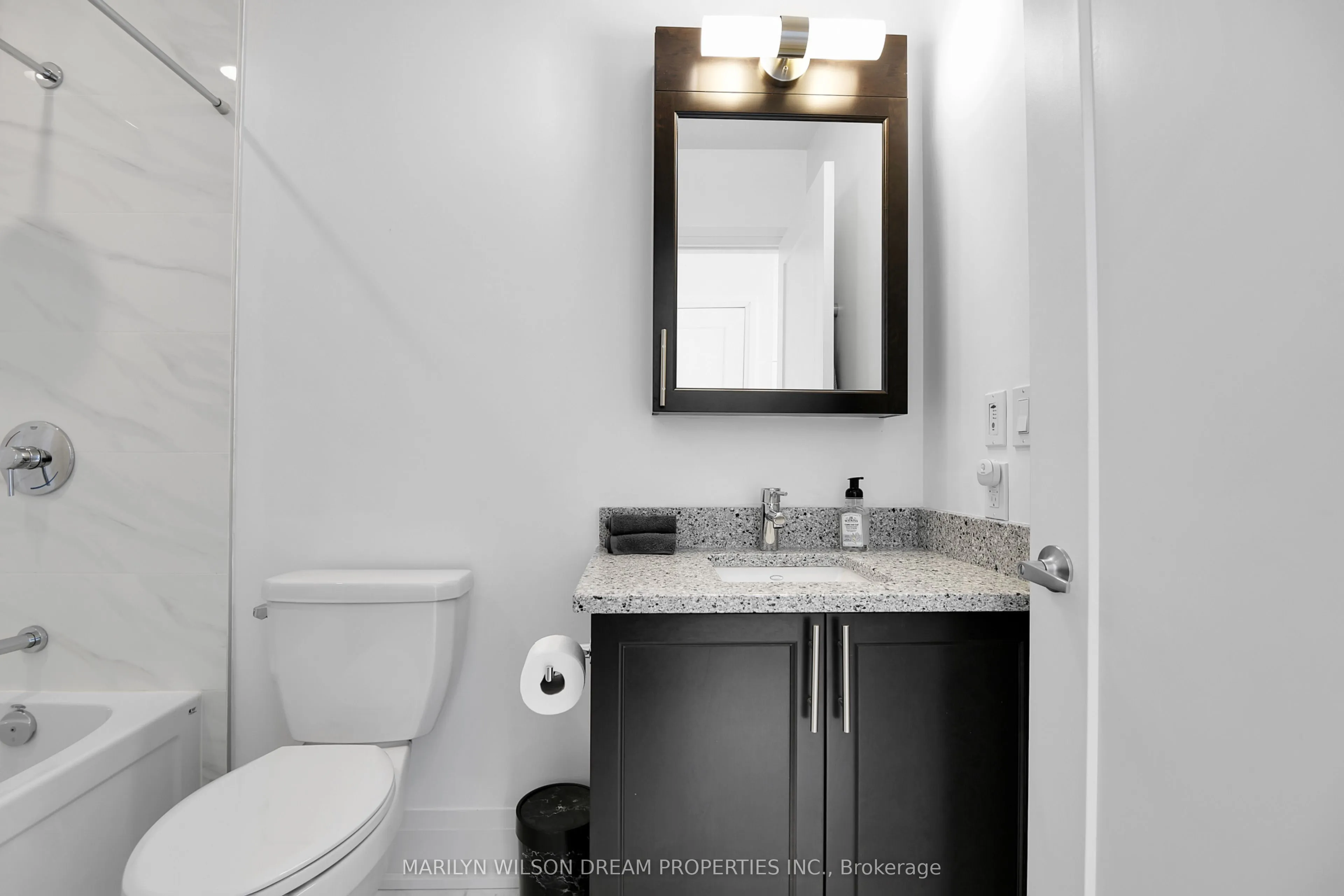 805 Carling Avenue N, #4003
