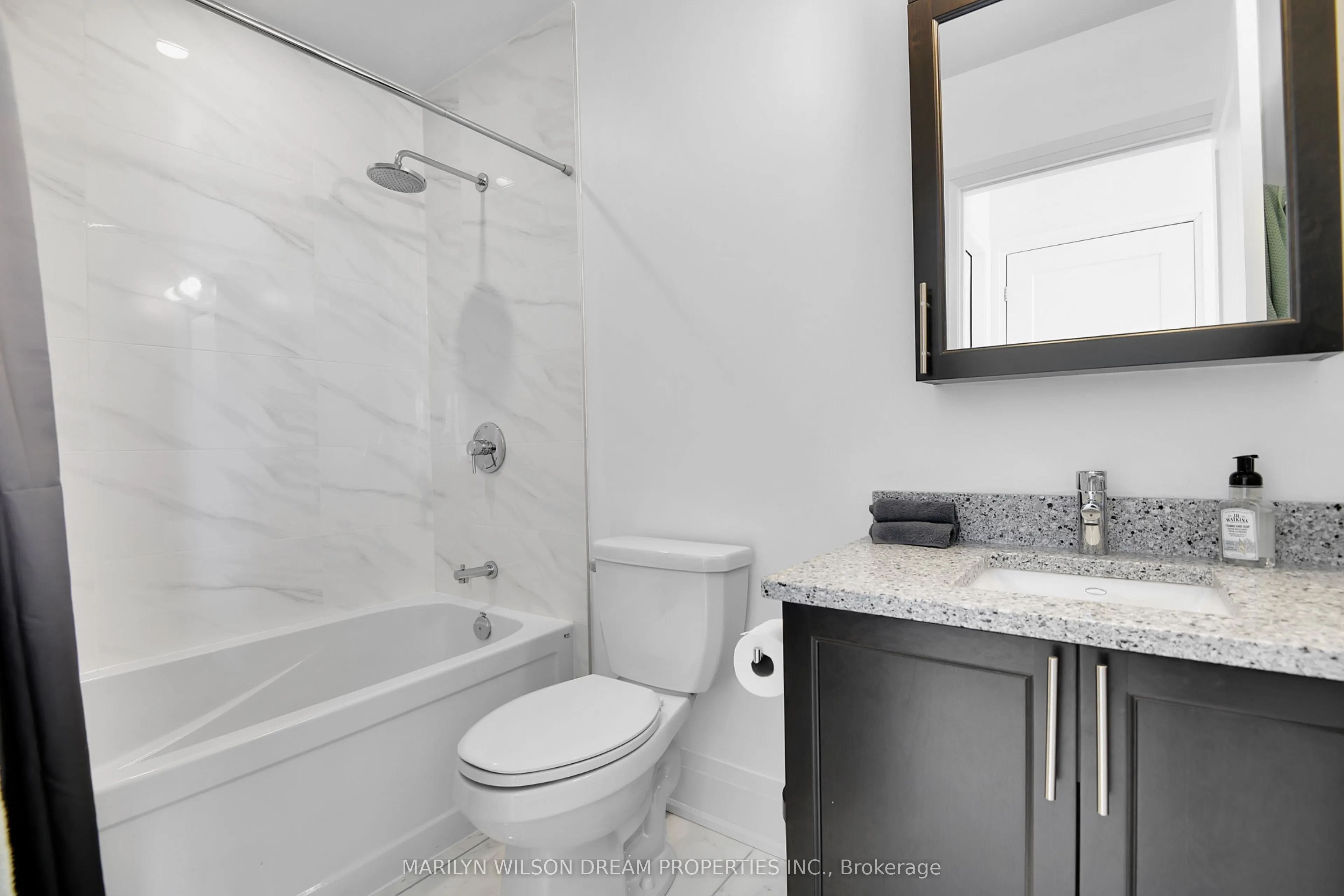 805 Carling Avenue N, #4003