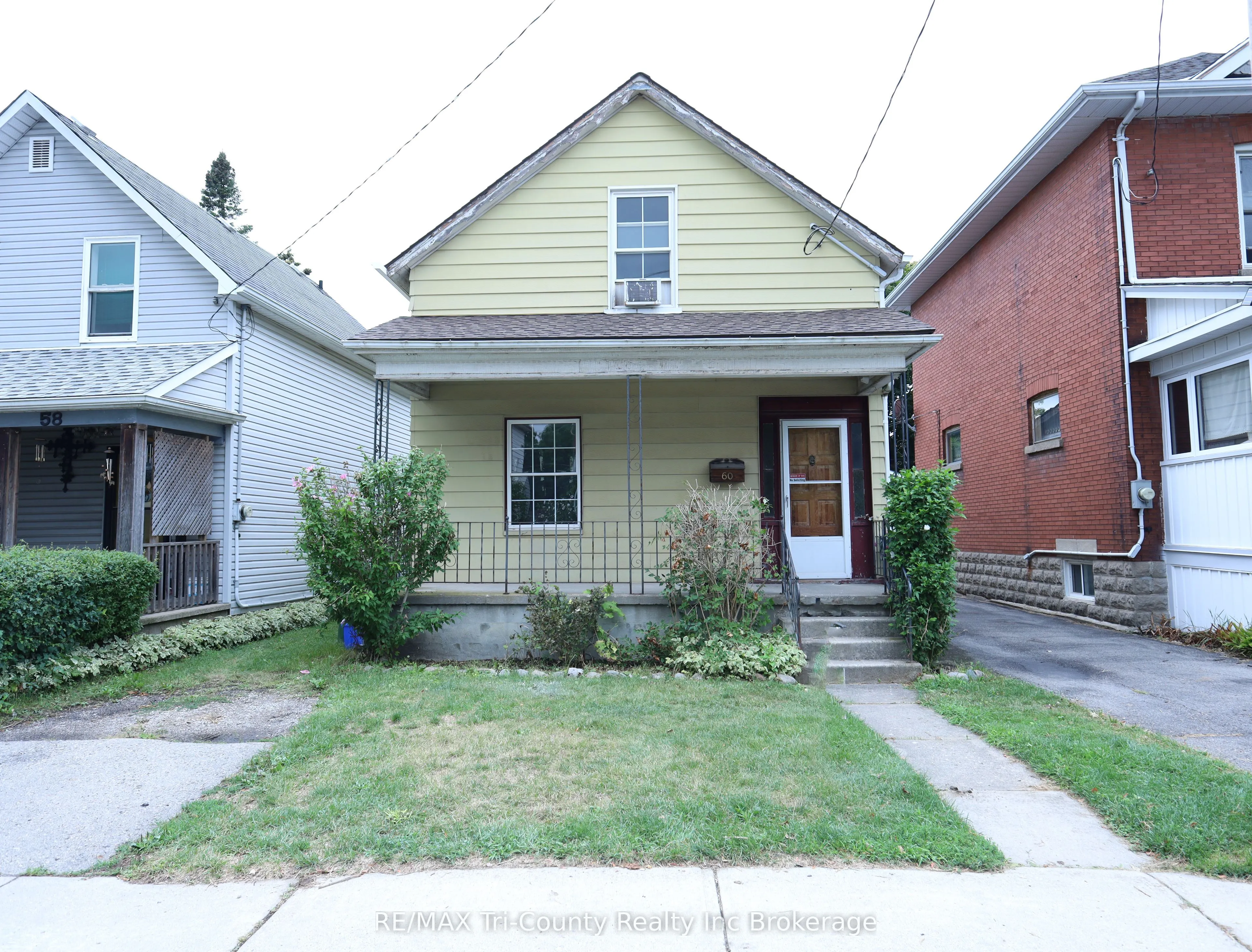 60 Manitoba Street