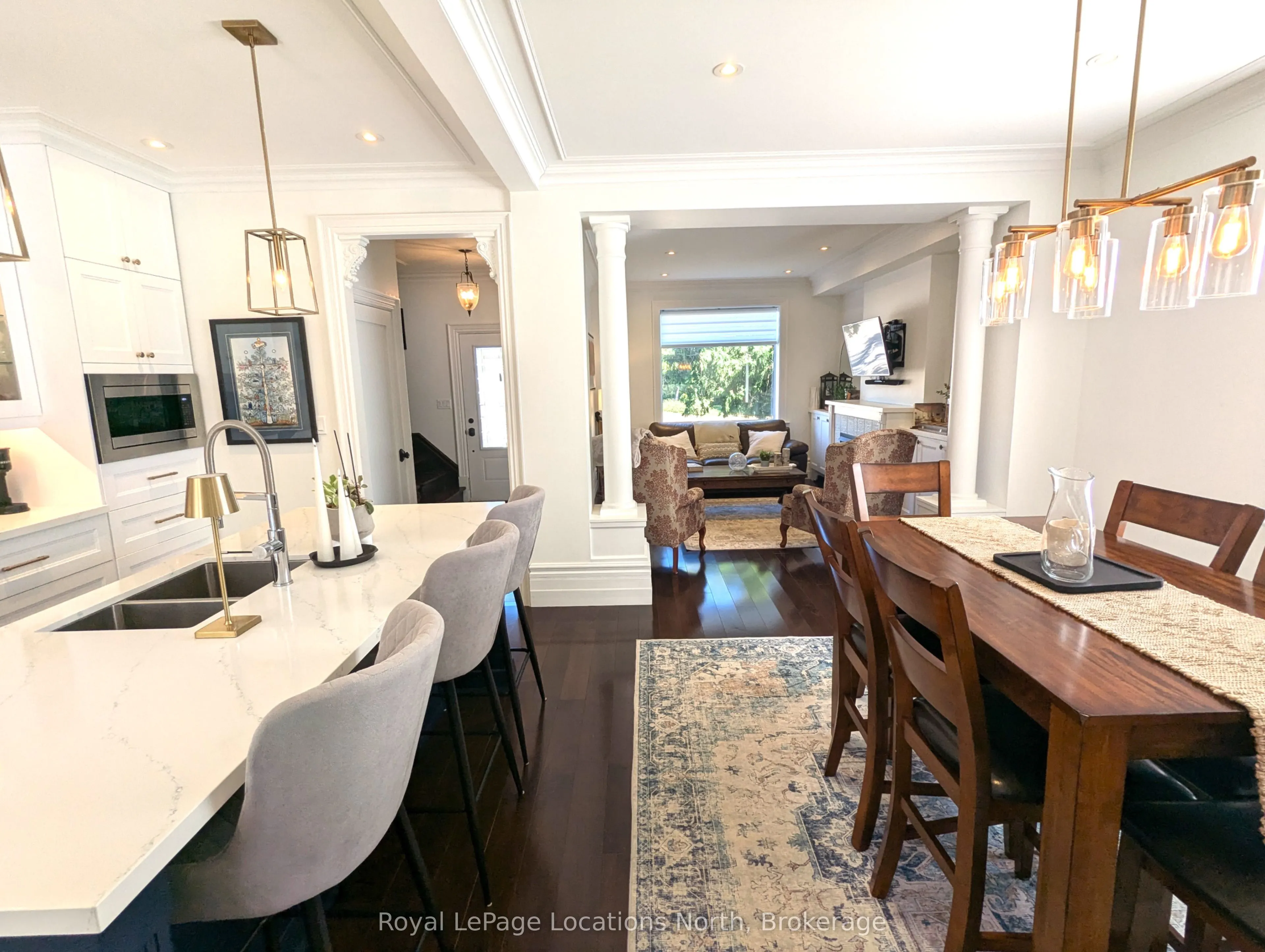 107 Trowbridge Street W