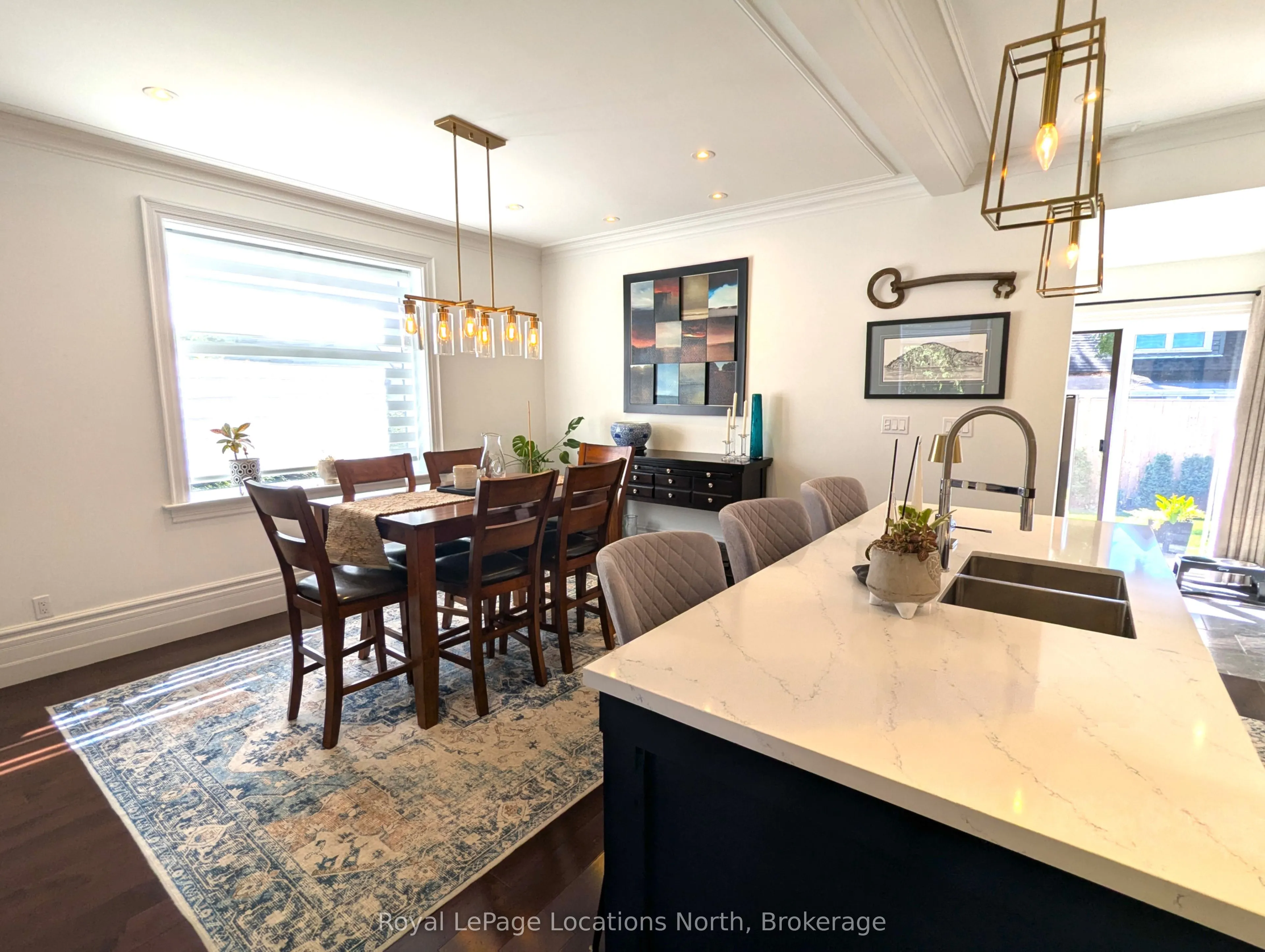 107 Trowbridge Street W