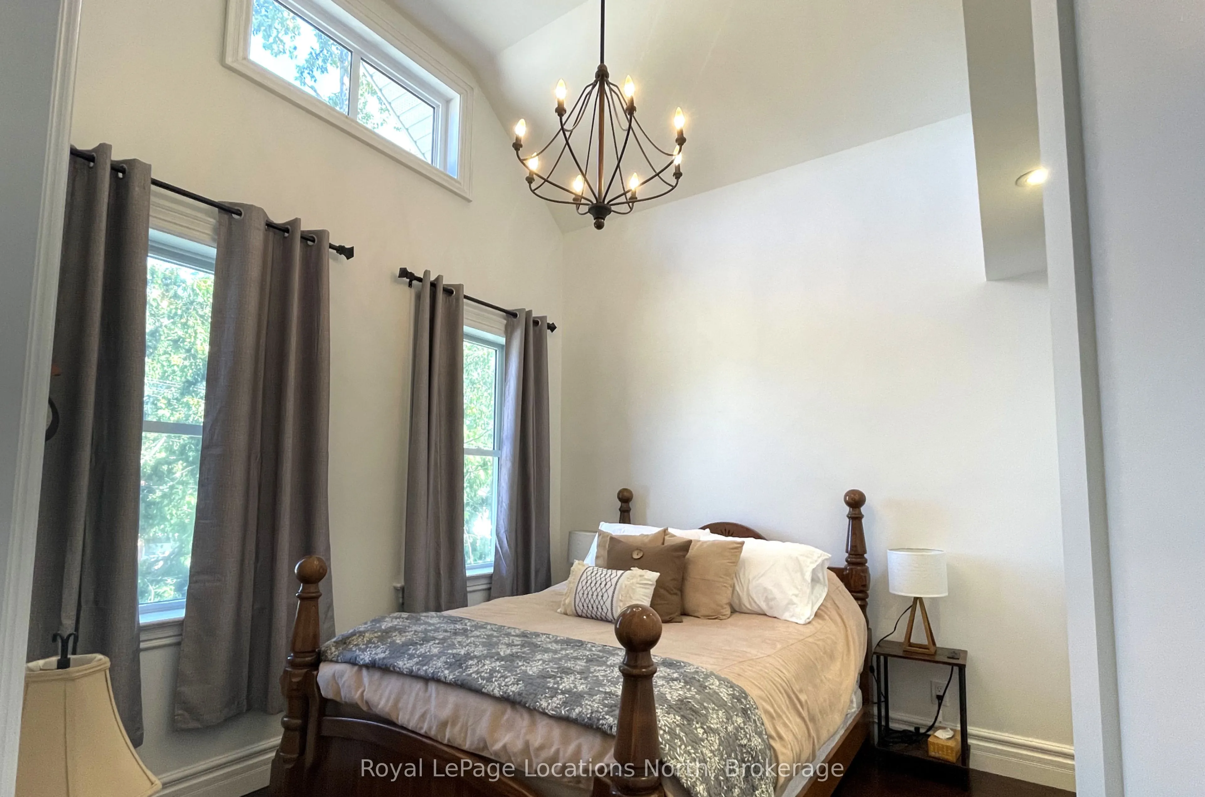 107 Trowbridge Street W