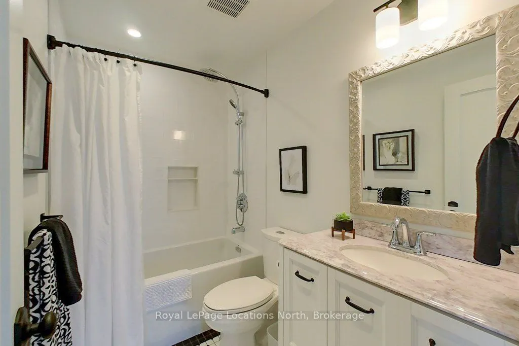 107 Trowbridge Street W
