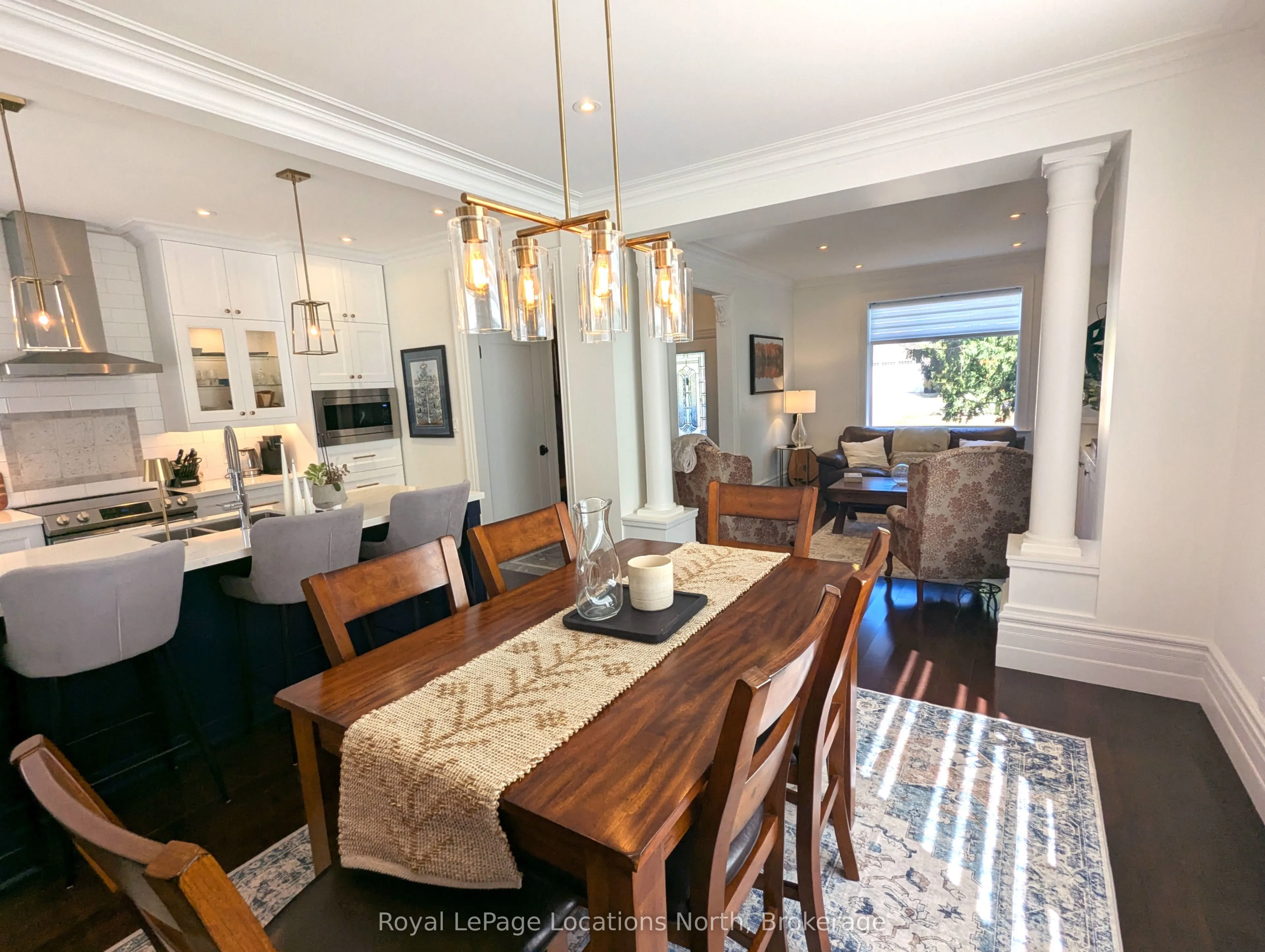 107 Trowbridge Street W