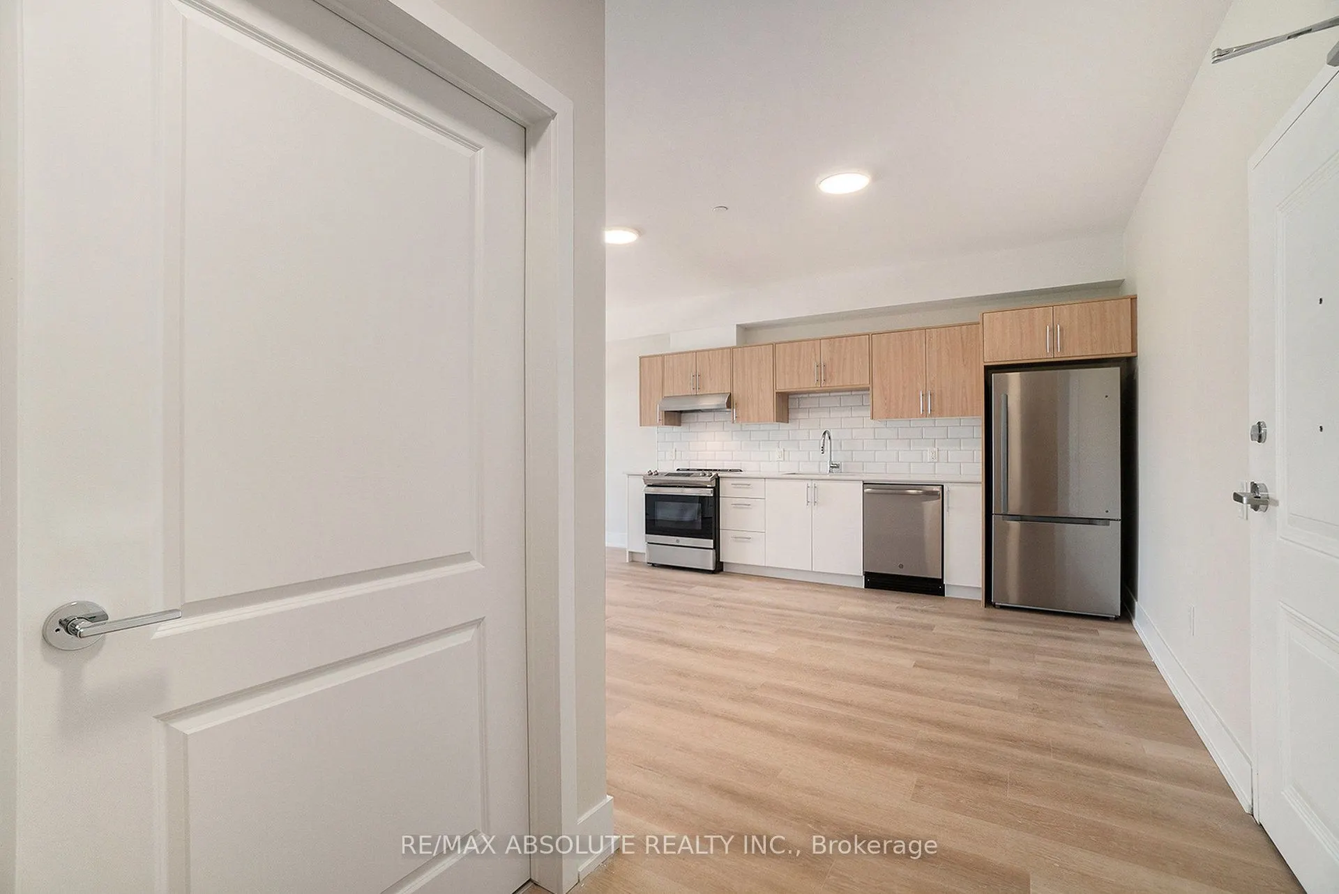 12 Thomas Street S, #310