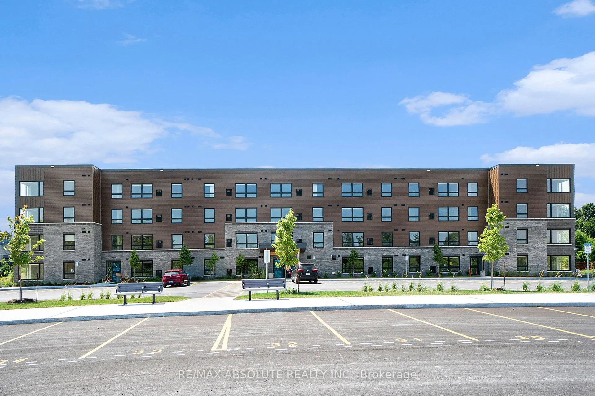 12 Thomas Street S, #310