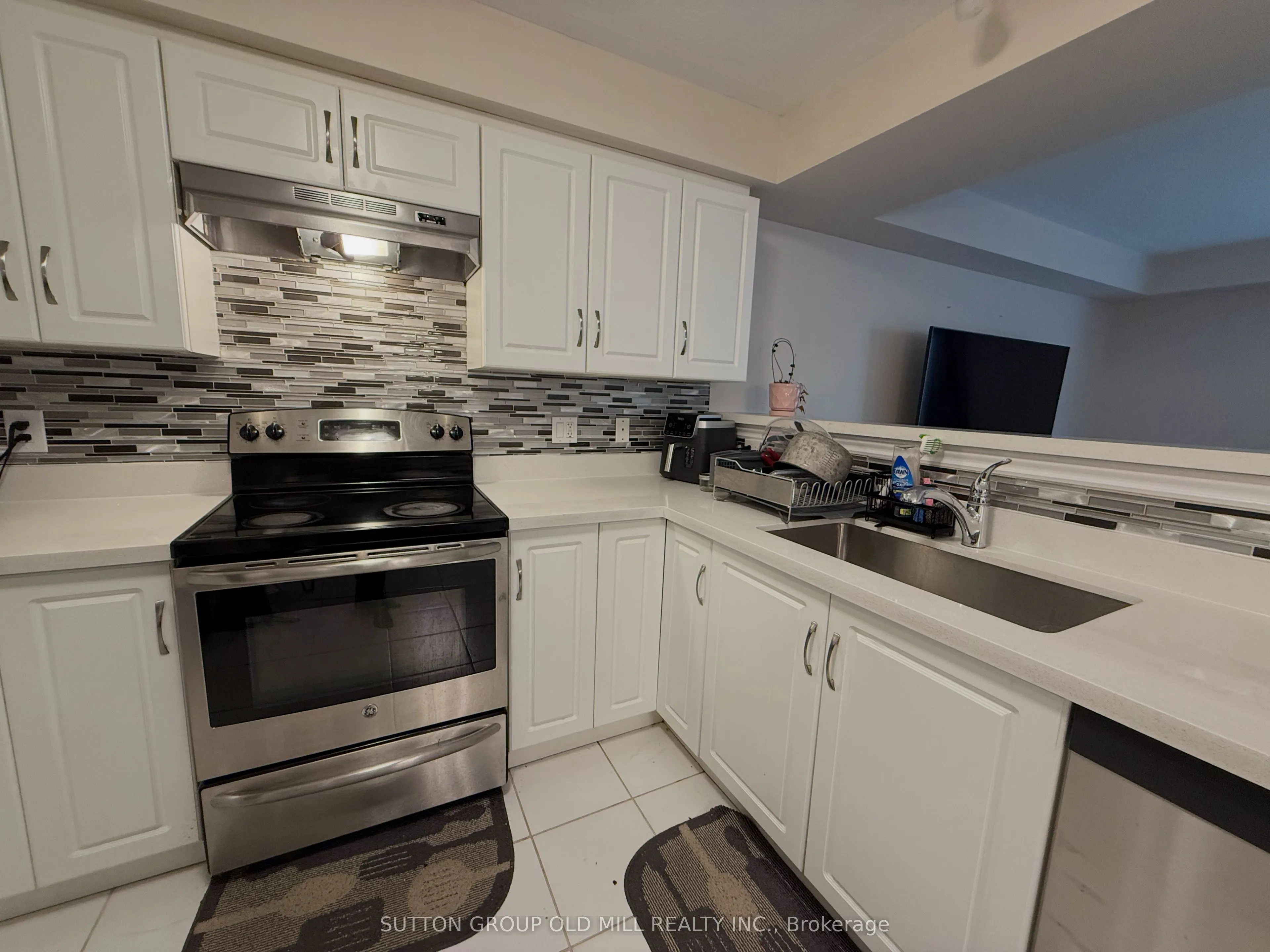 167 Arkell Road, #31