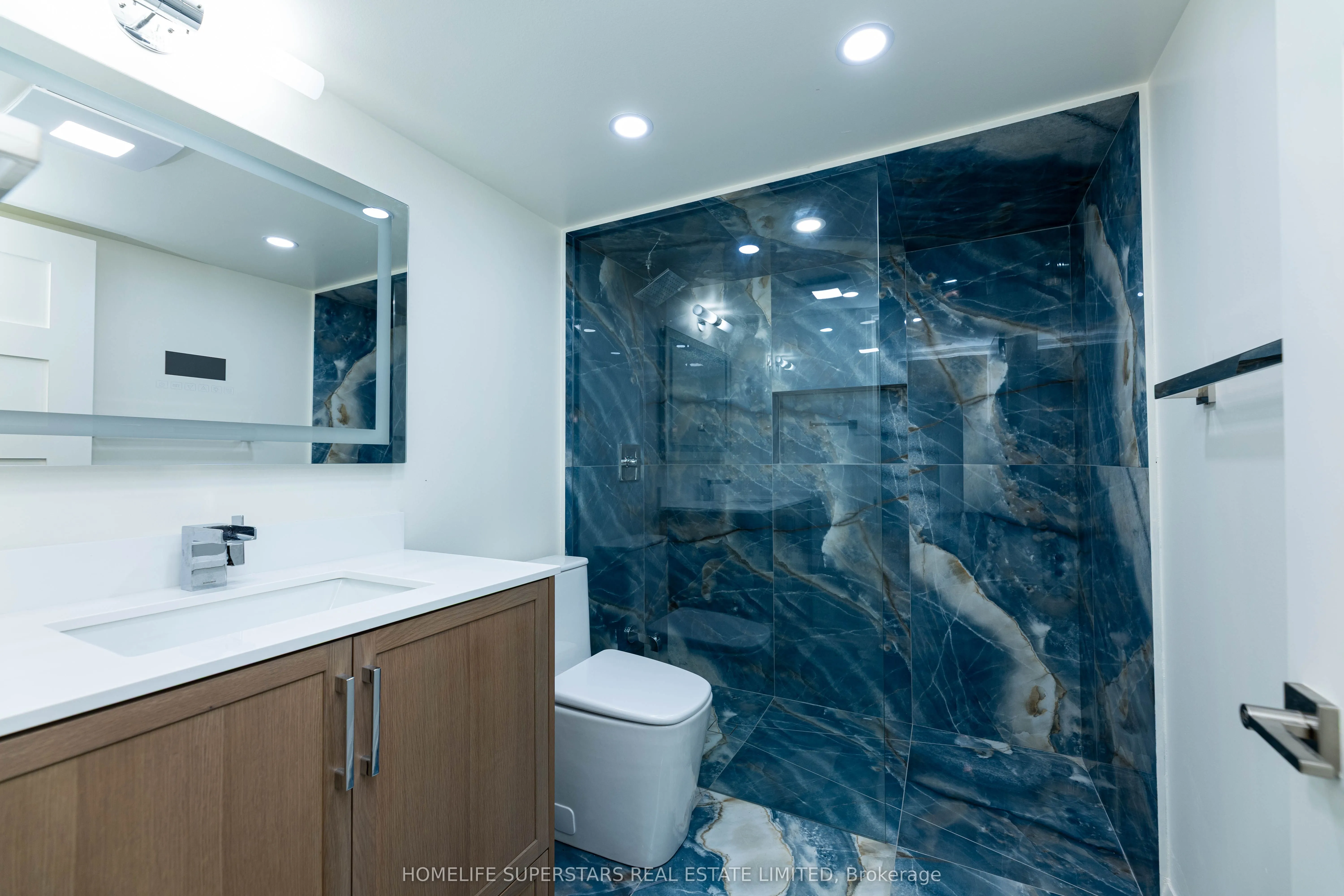 211 Granite ridge Trail