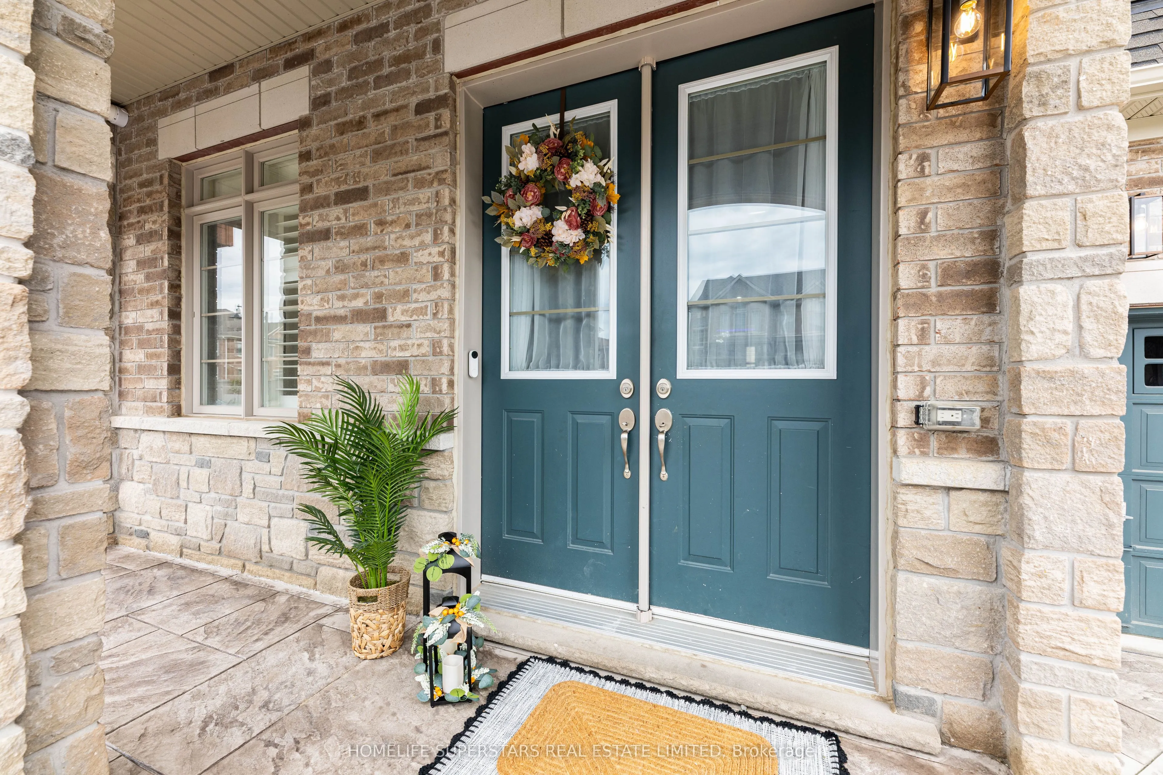 211 Granite ridge Trail