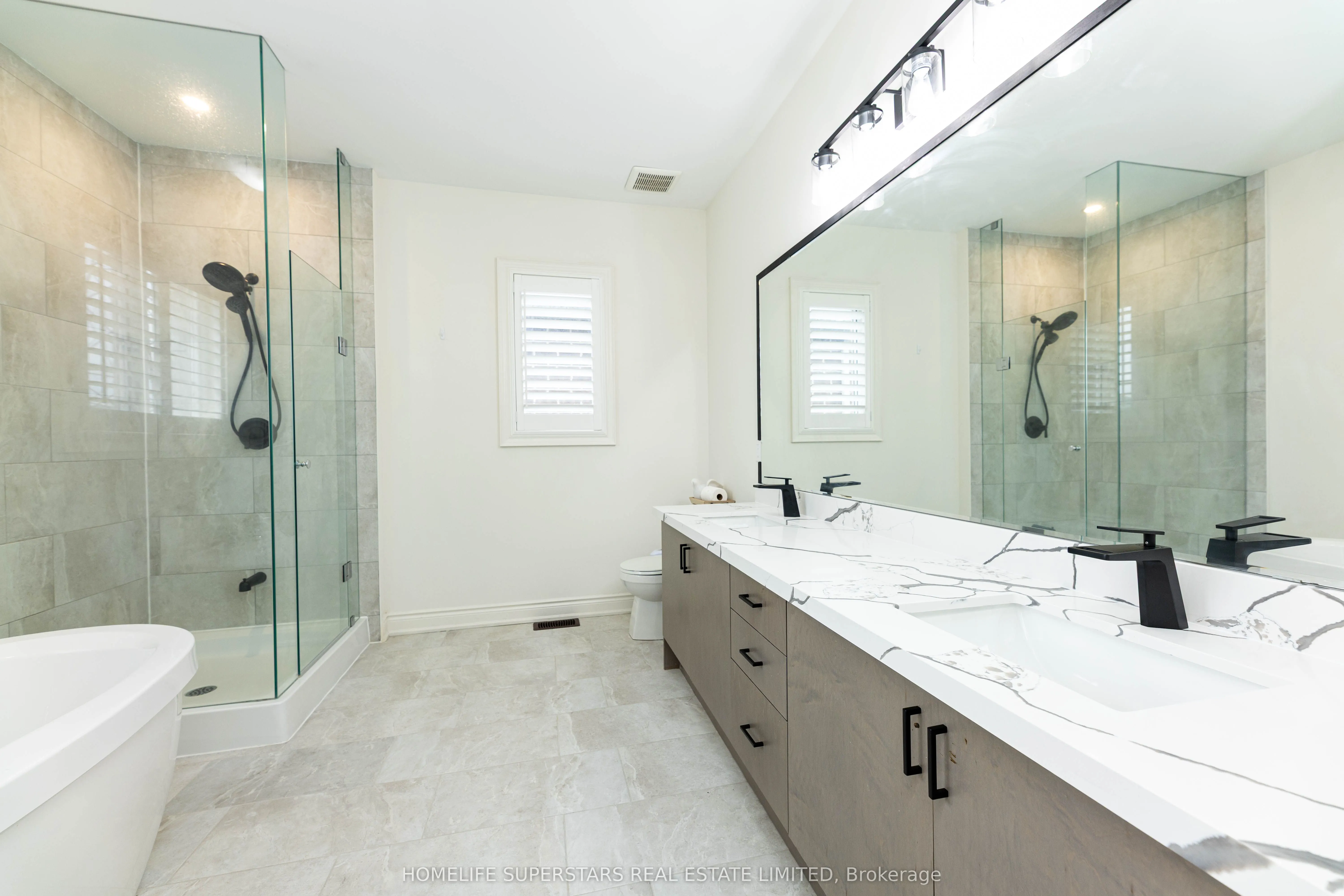 211 Granite ridge Trail