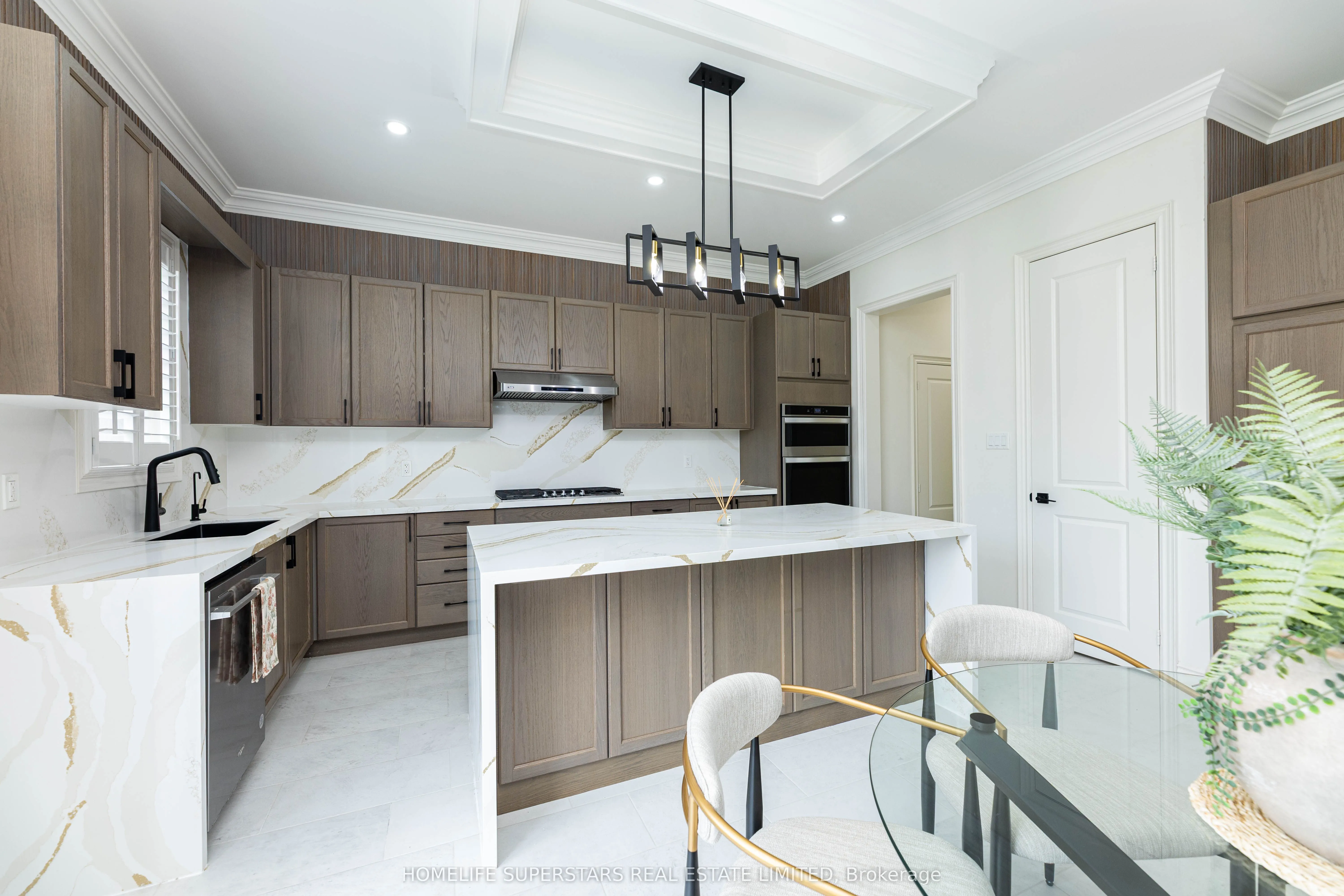 211 Granite ridge Trail