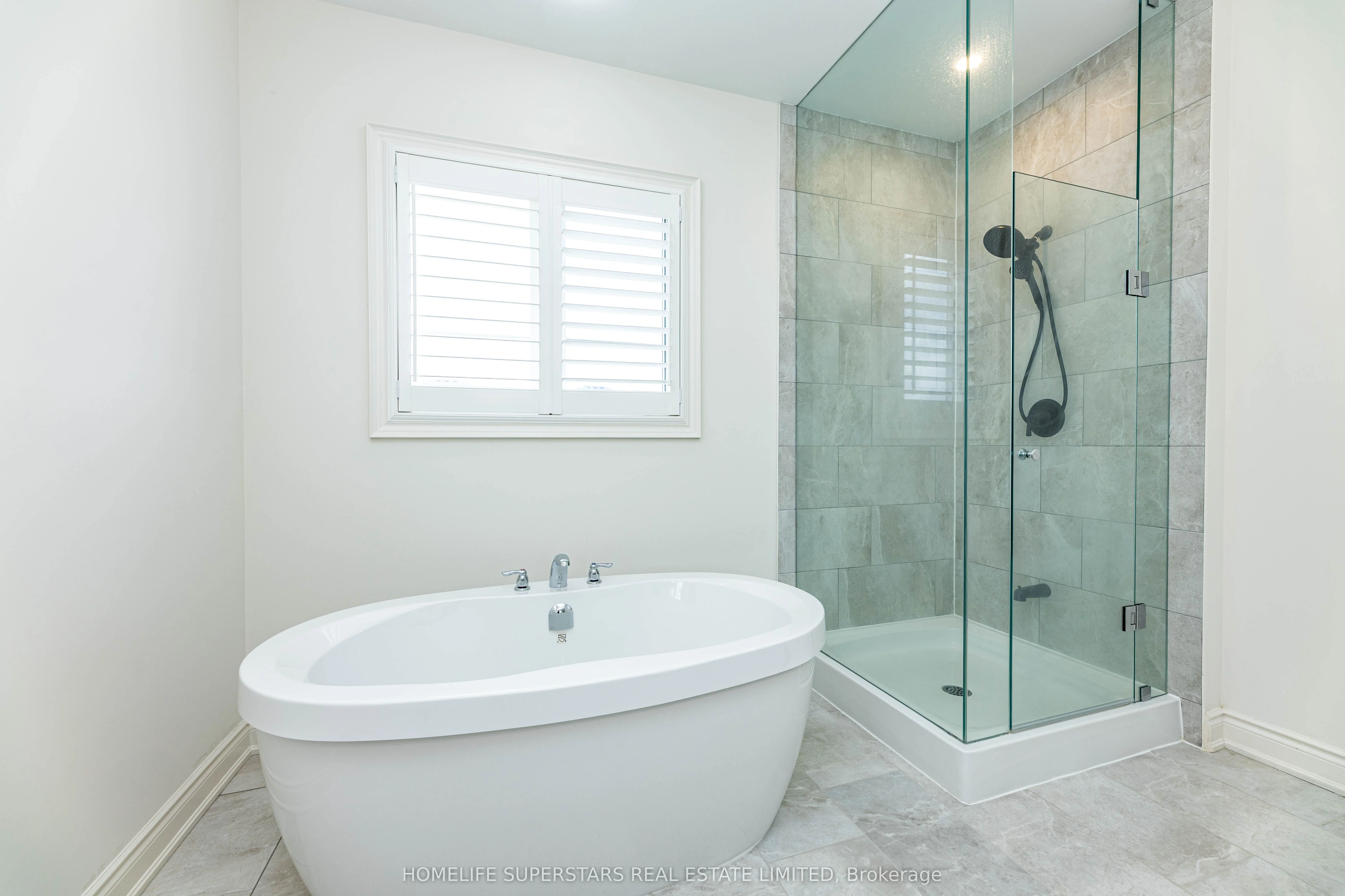 211 Granite ridge Trail