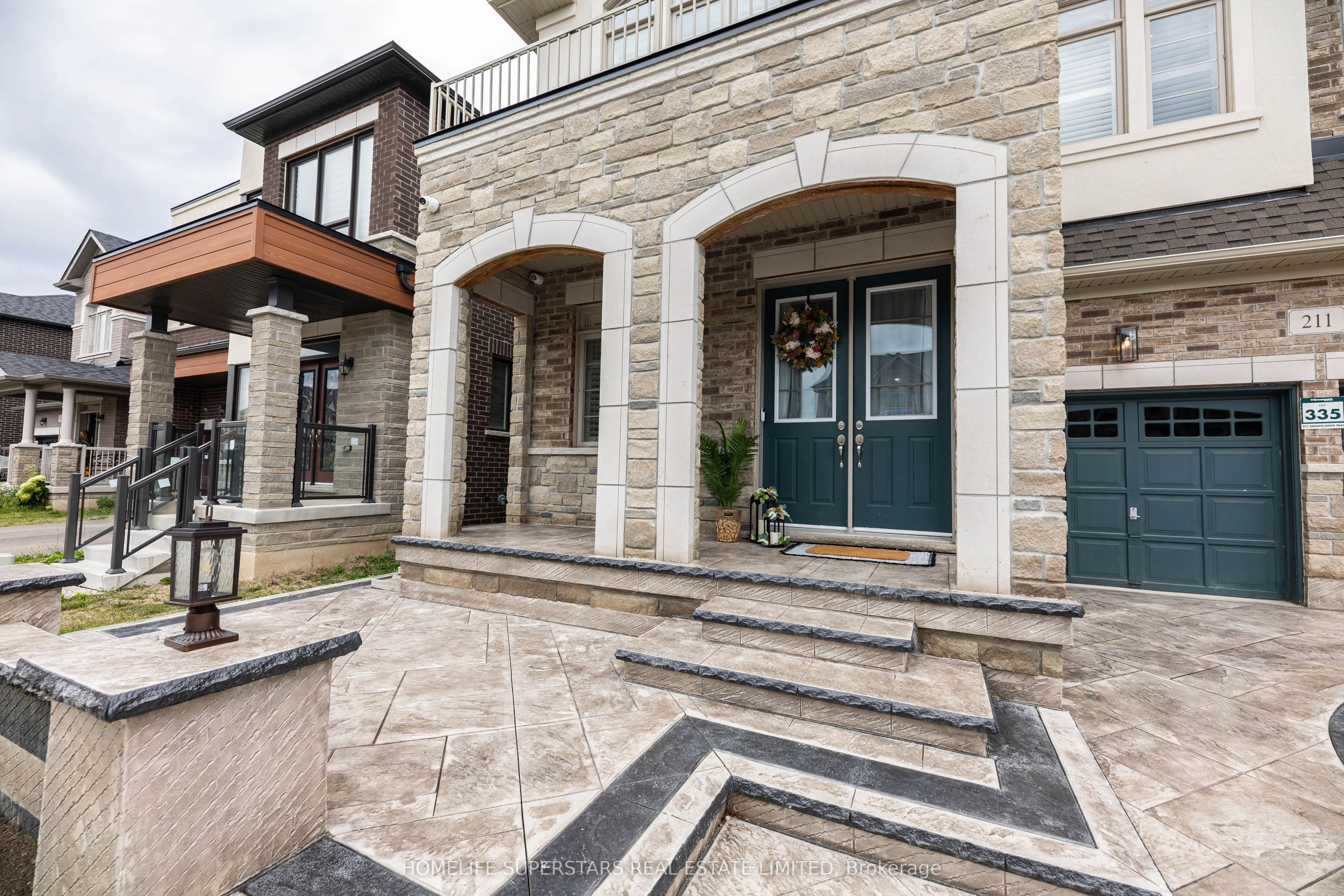211 Granite ridge Trail