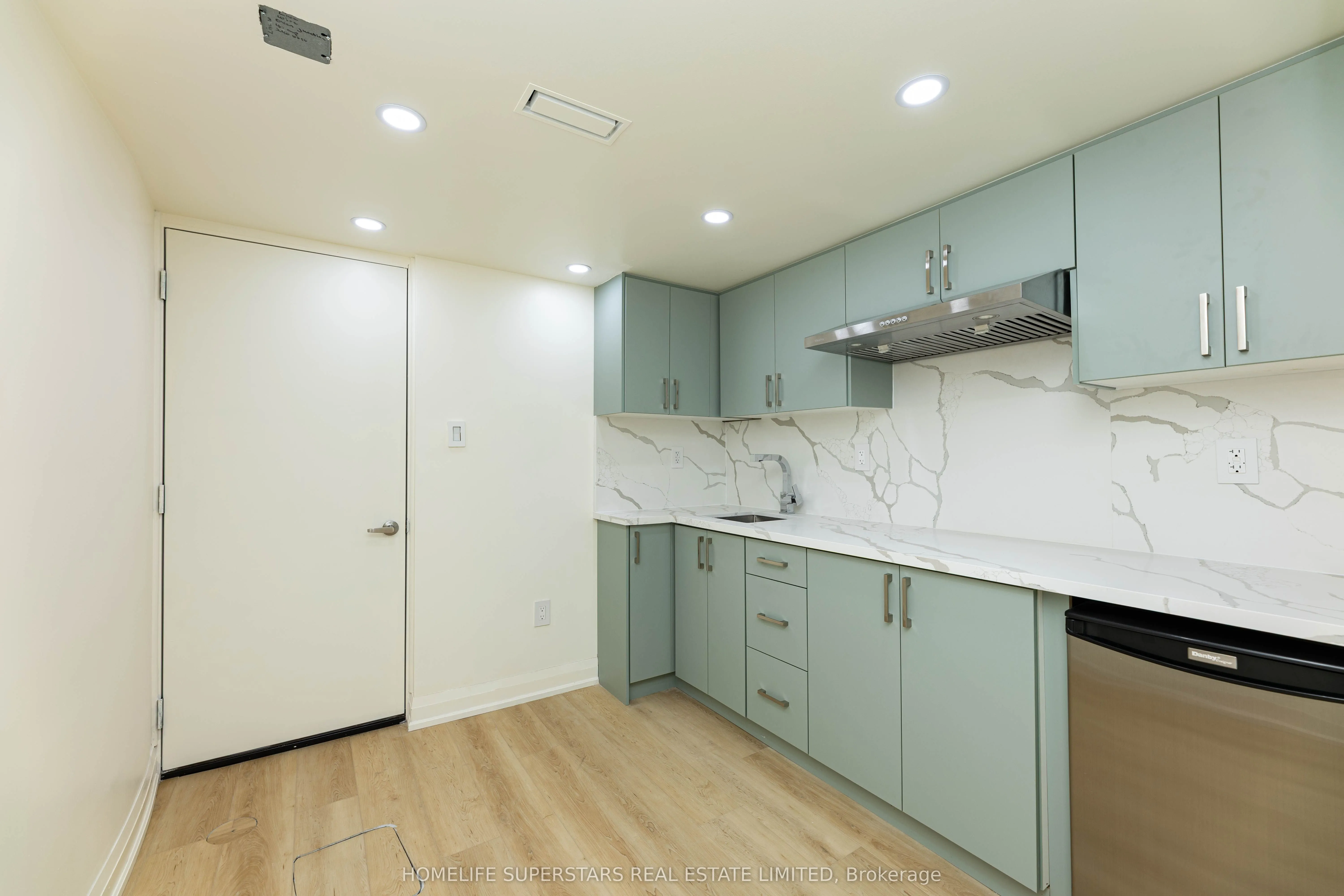 211 Granite ridge Trail