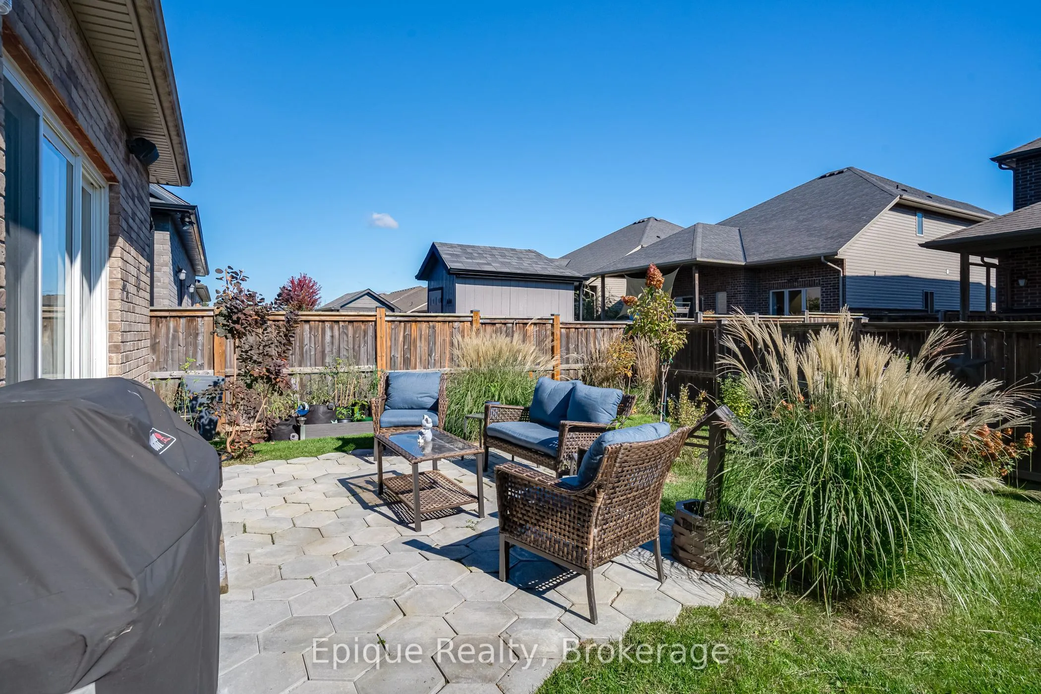68 Roselawn Crescent