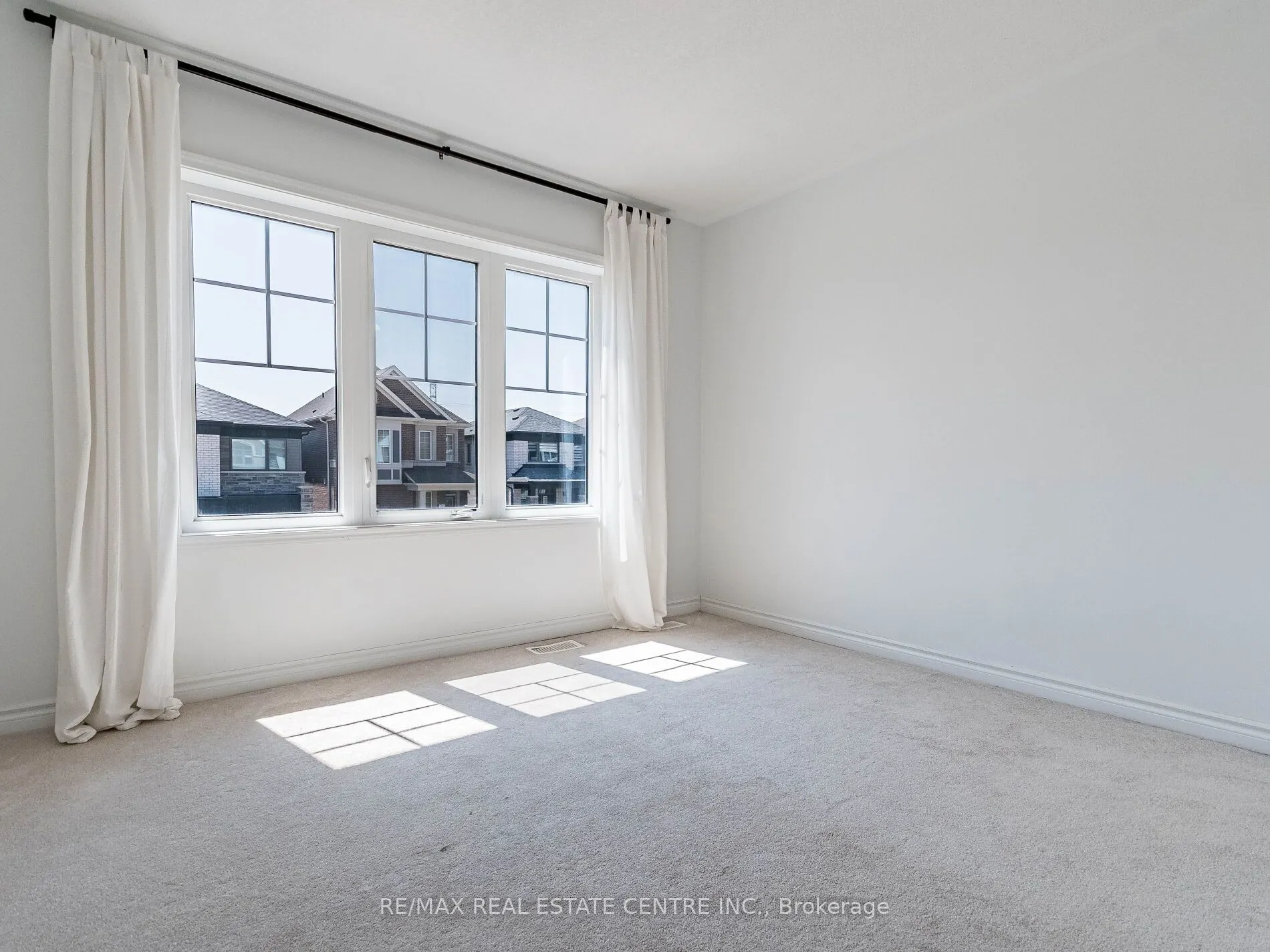 71 Routley Street