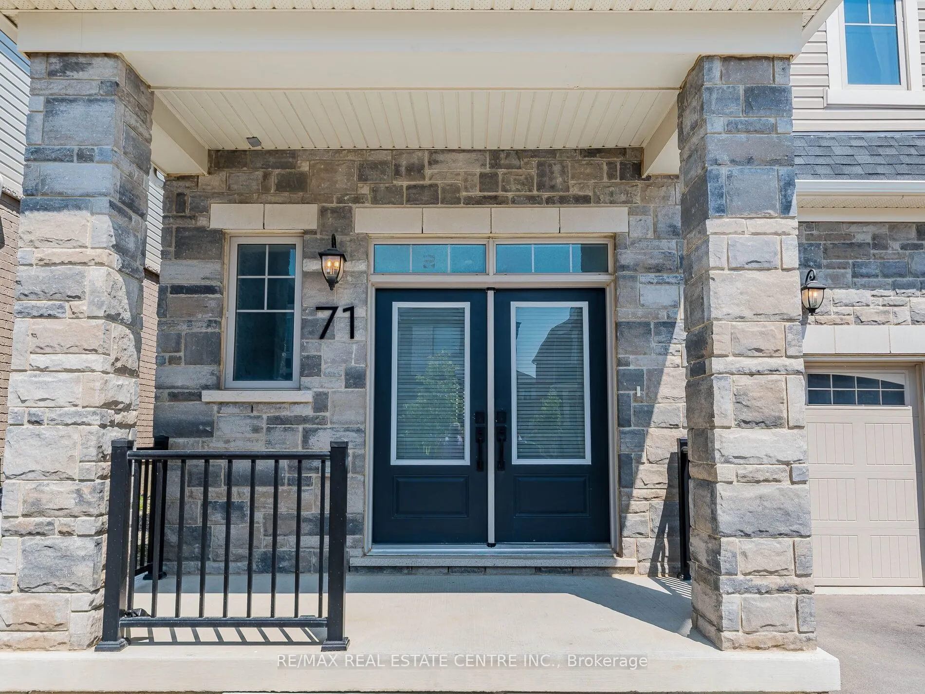 71 Routley Street