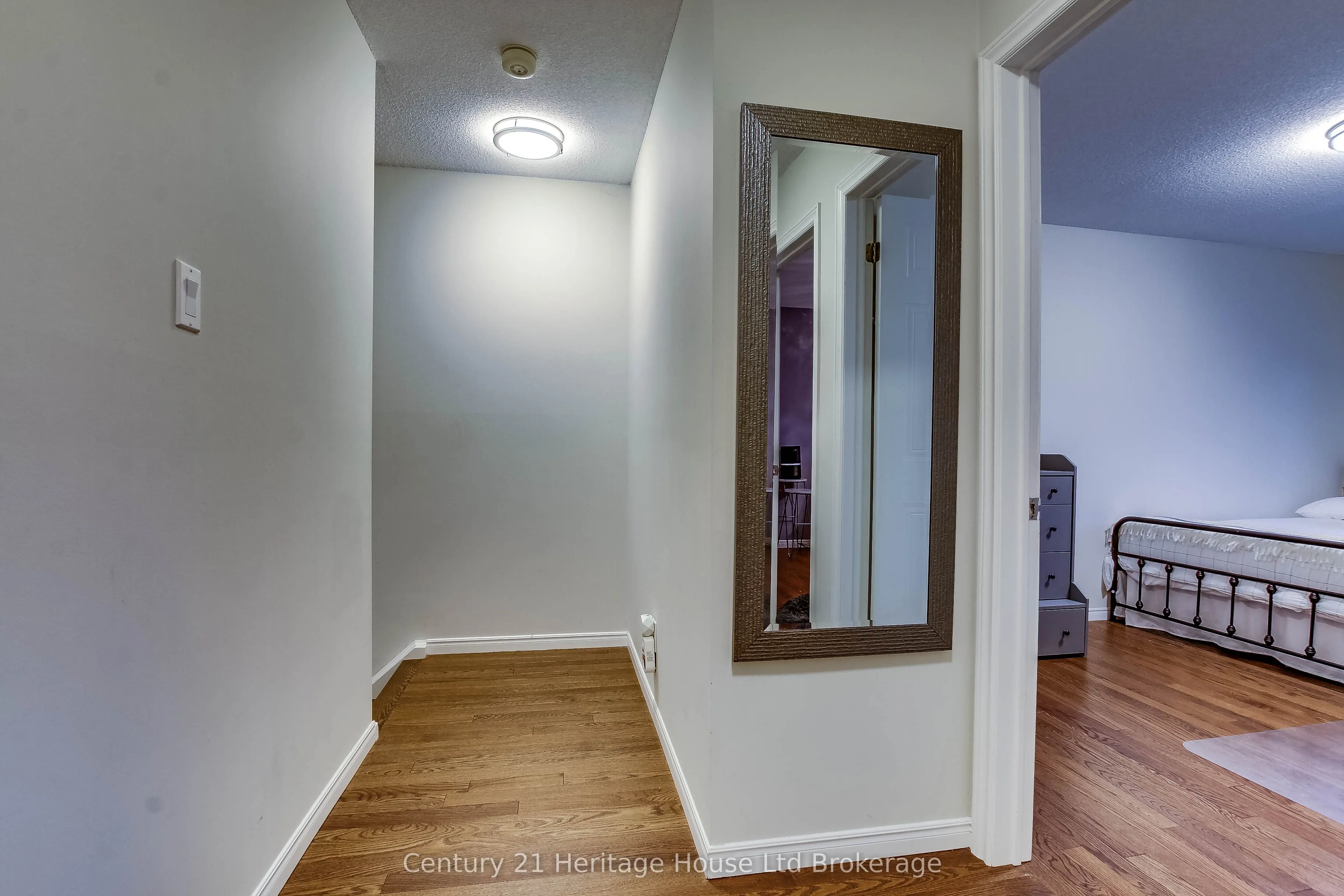 395 Springbank Avenue N, #6