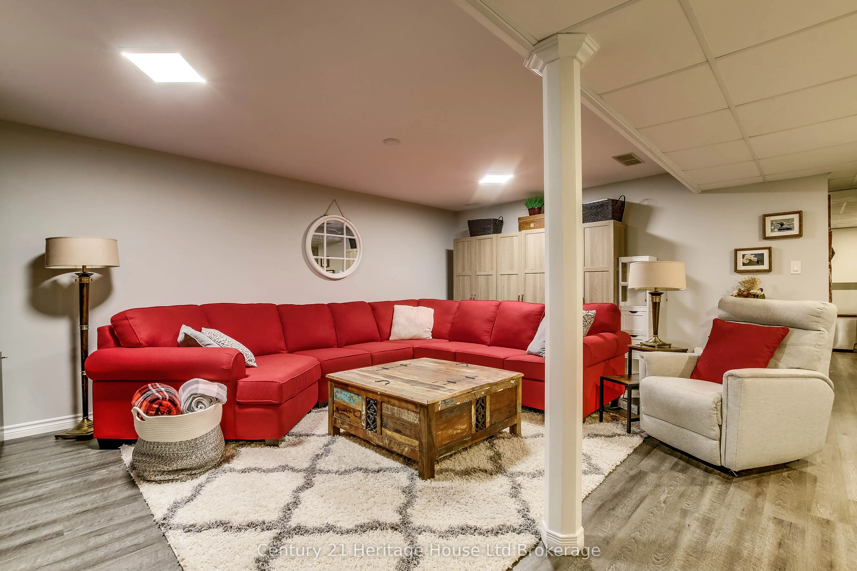 395 Springbank Avenue N, #6