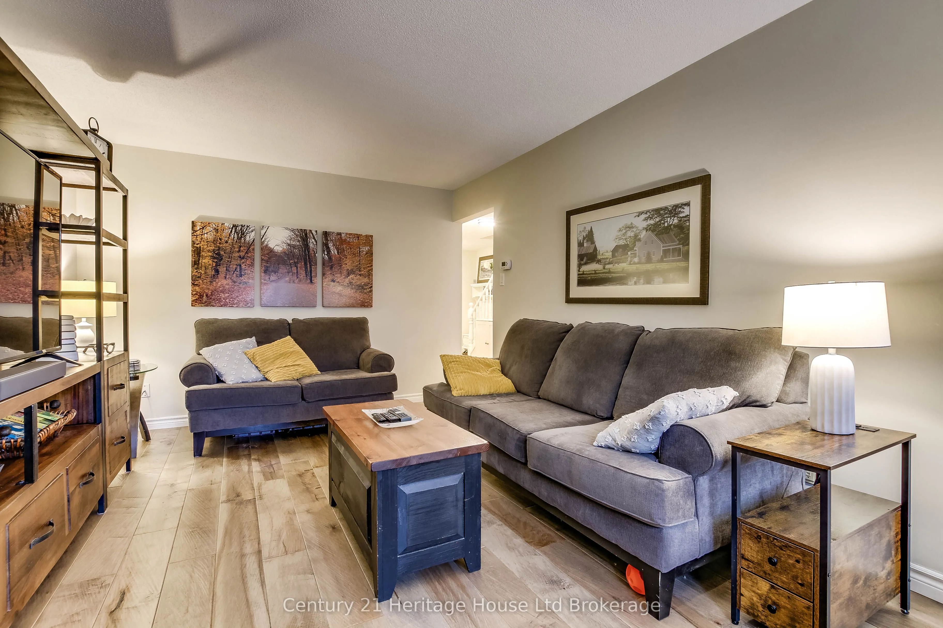 395 Springbank Avenue N, #6