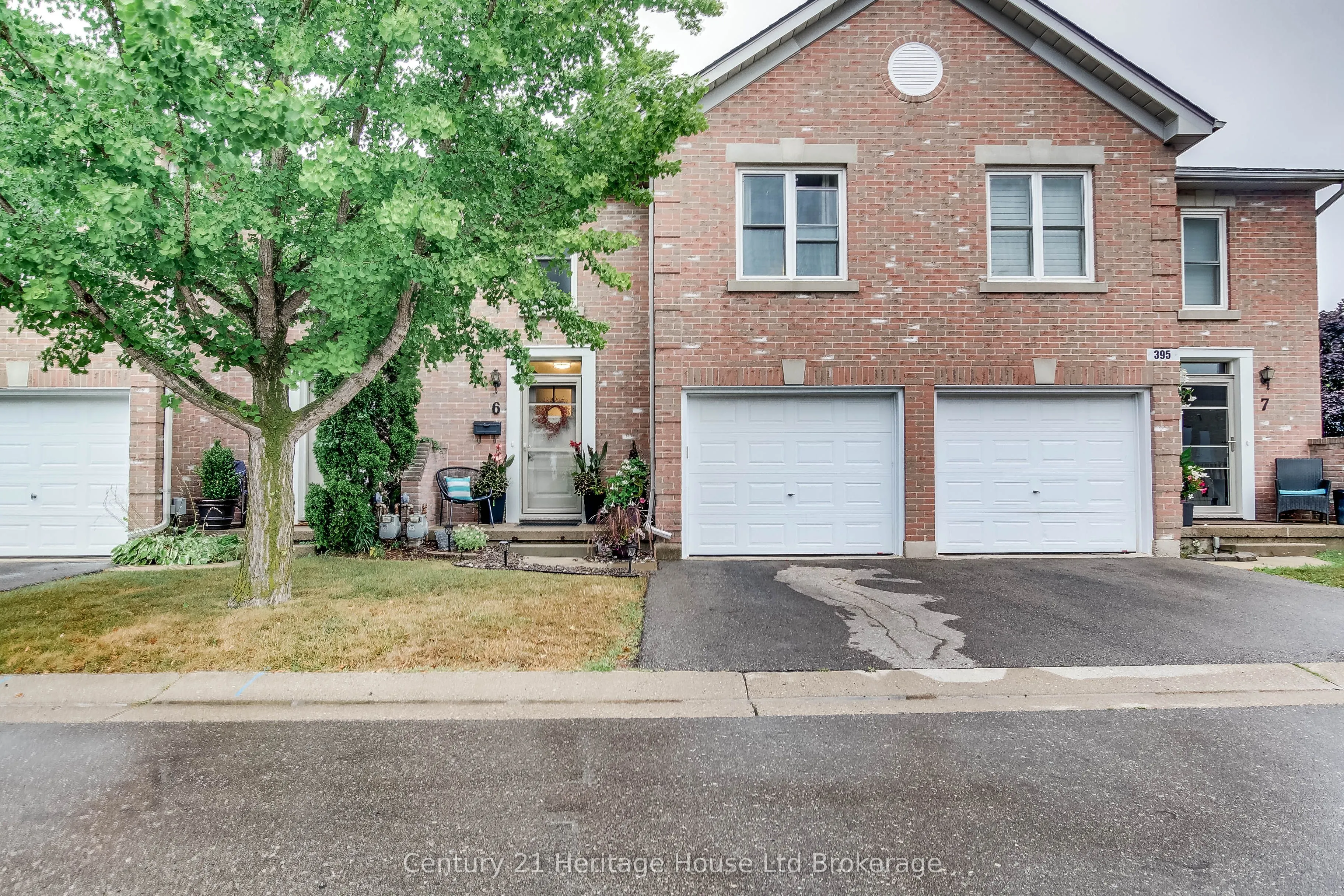 395 Springbank Avenue N, #6