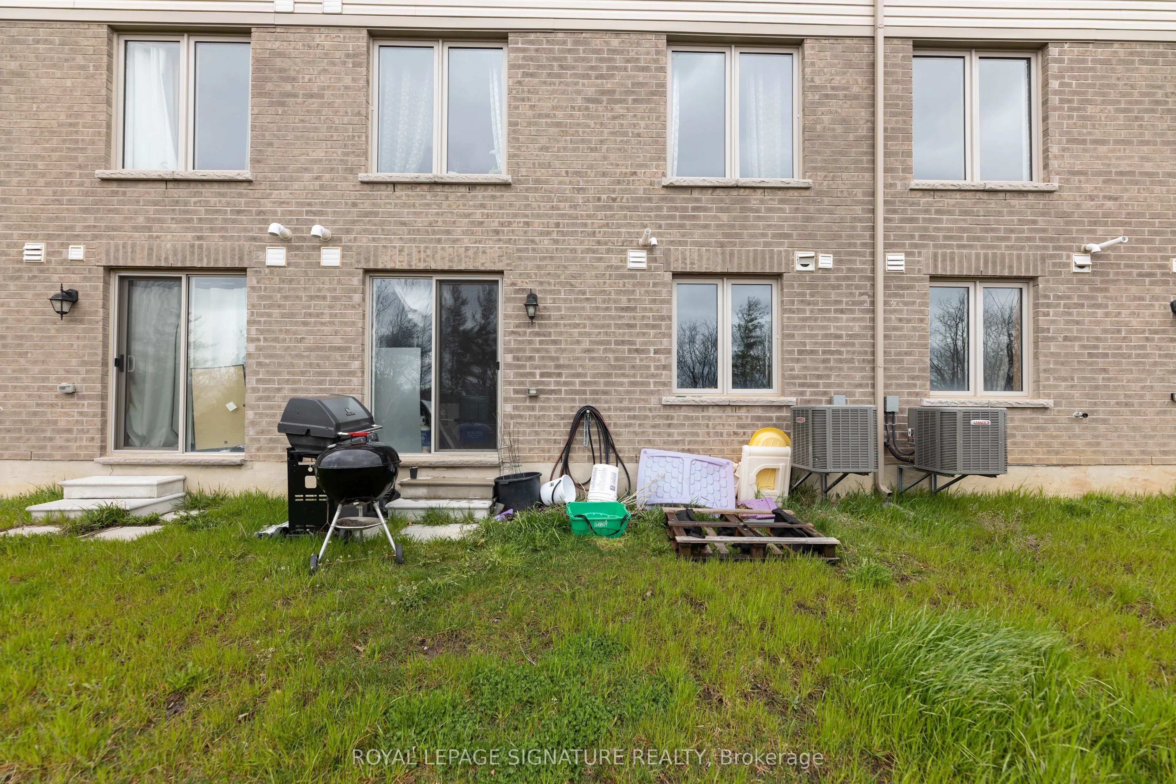 740 Linden Drive, #11