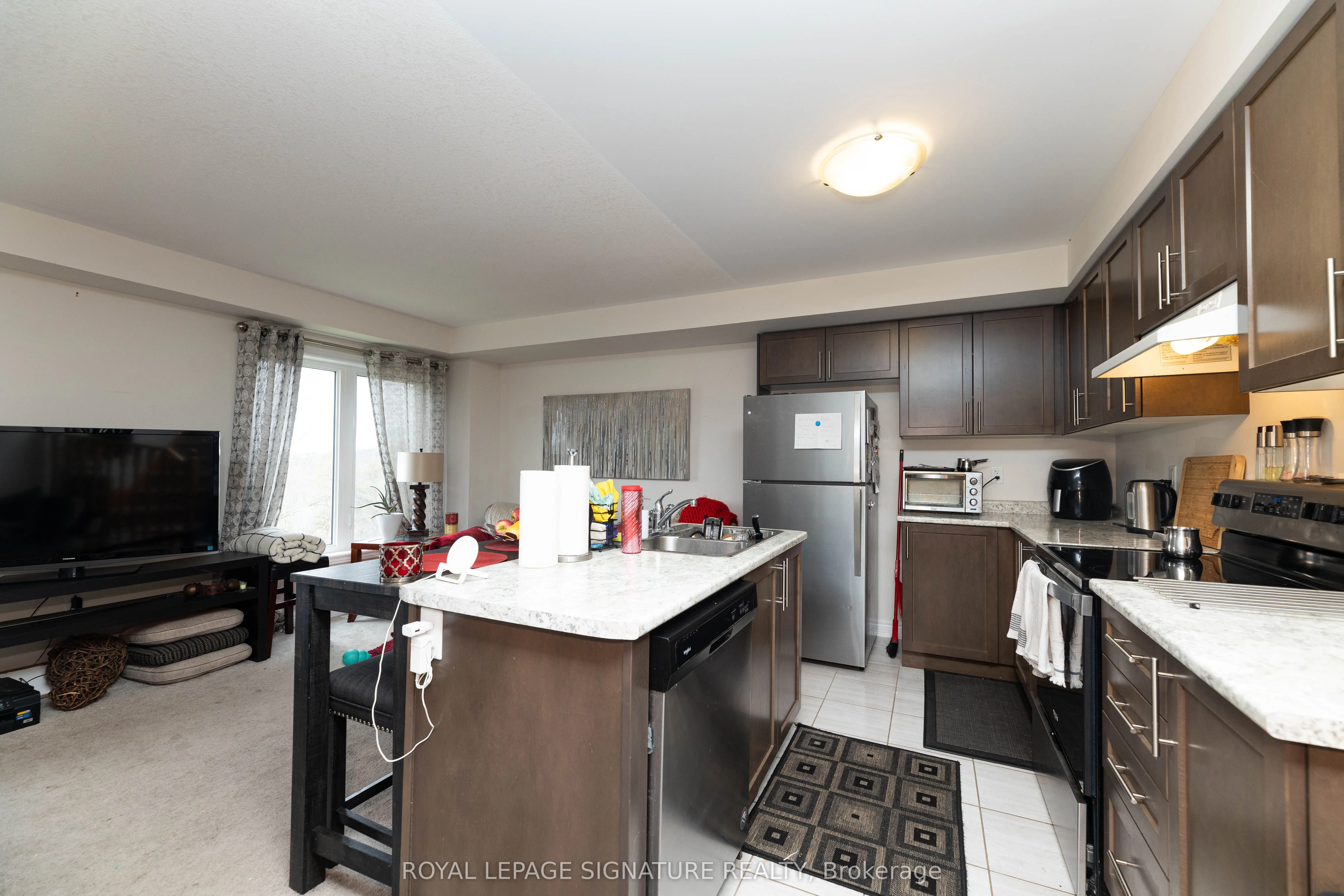 740 Linden Drive, #11