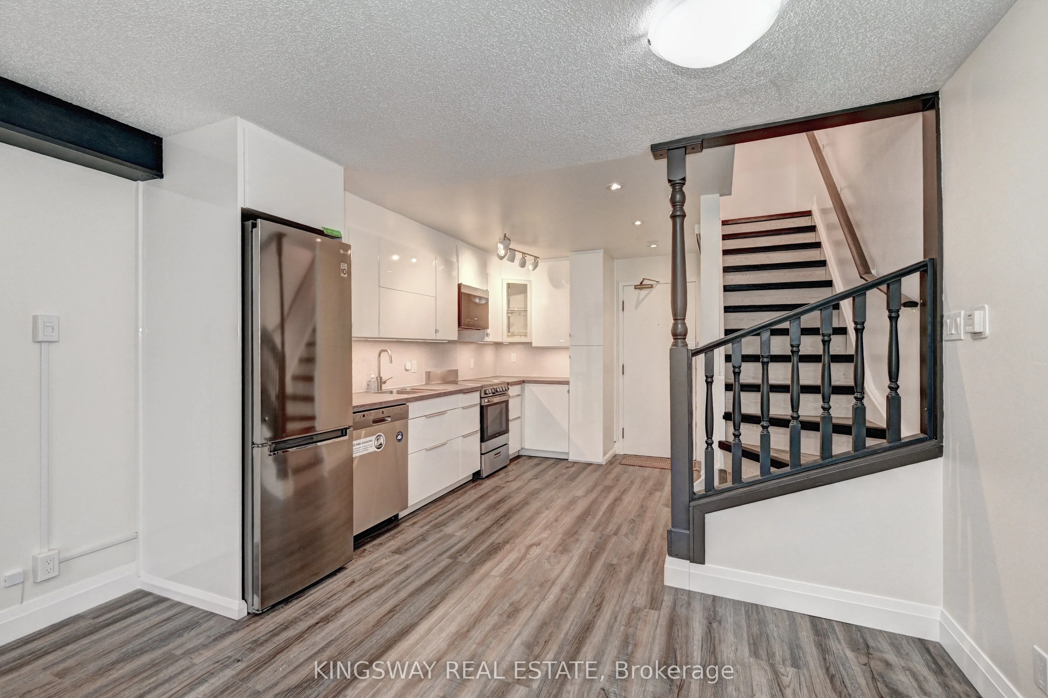 67 Valleyview Road, #37