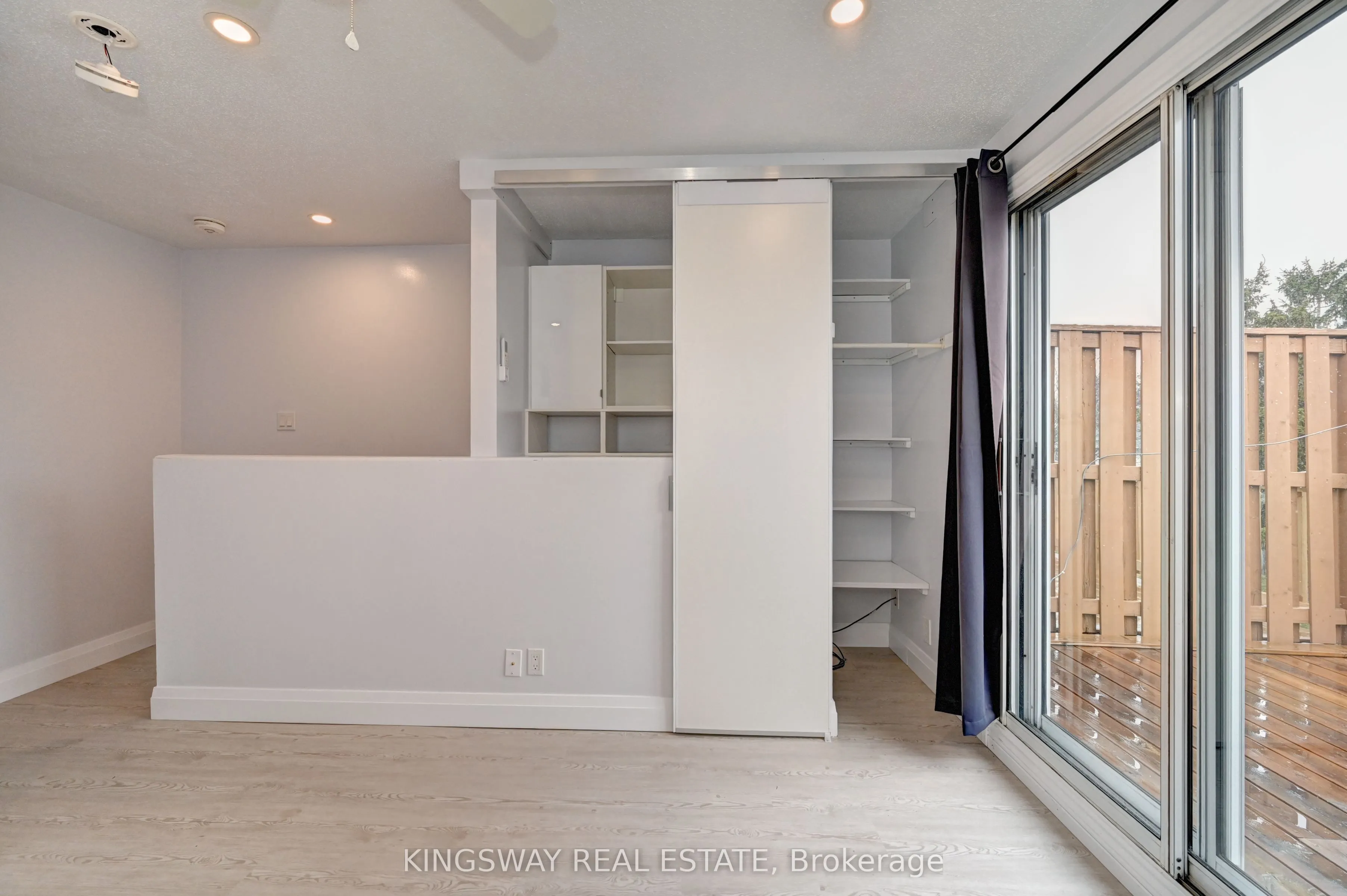 67 Valleyview Road, #37
