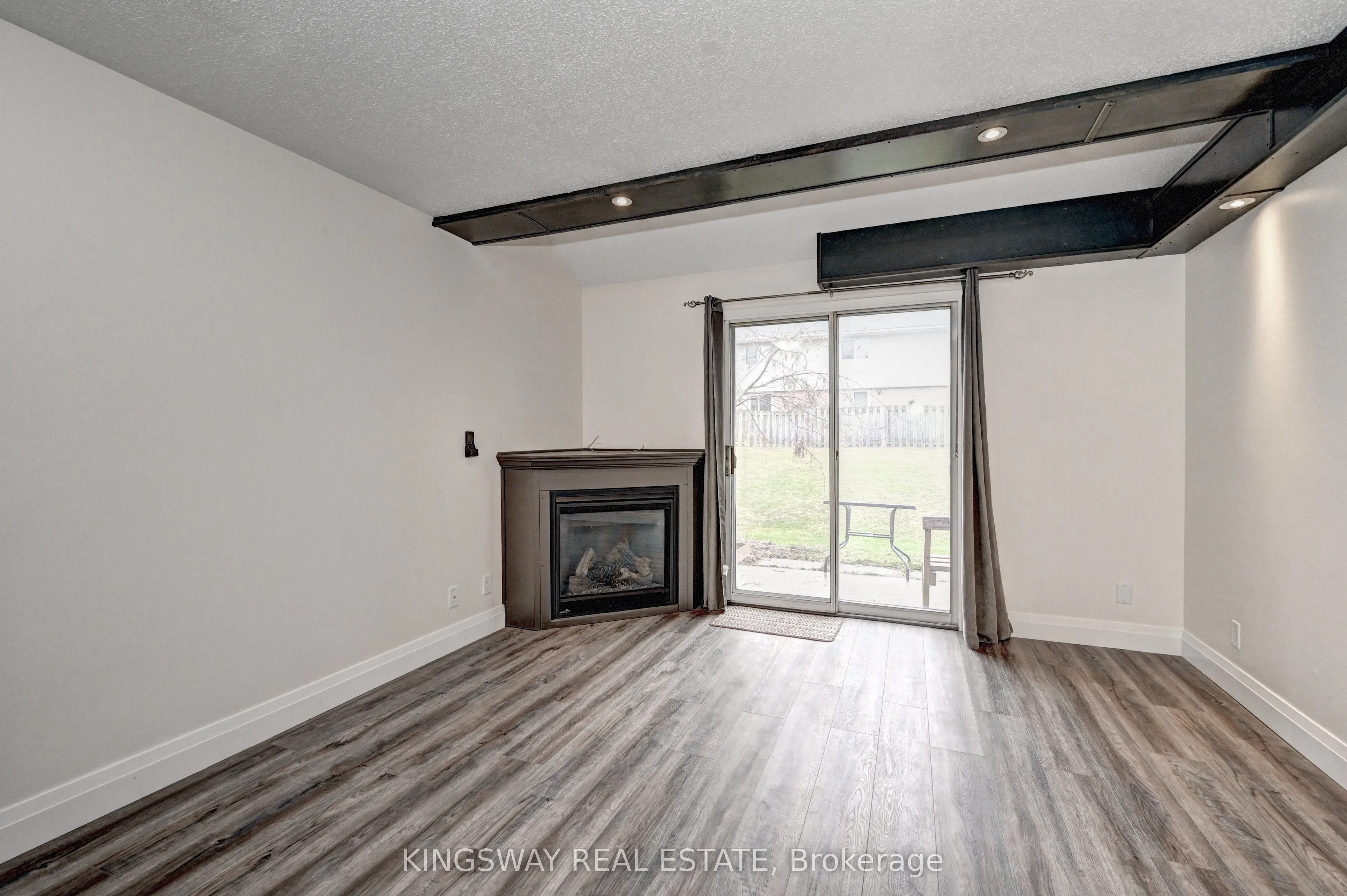 67 Valleyview Road, #37