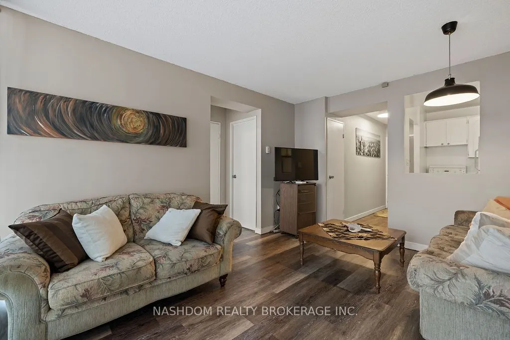 150 Charlton Avenue E, #1603