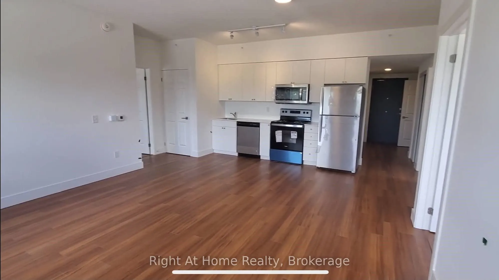 1 WELLINGTON Street, #308