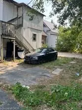 30 Eby Street N