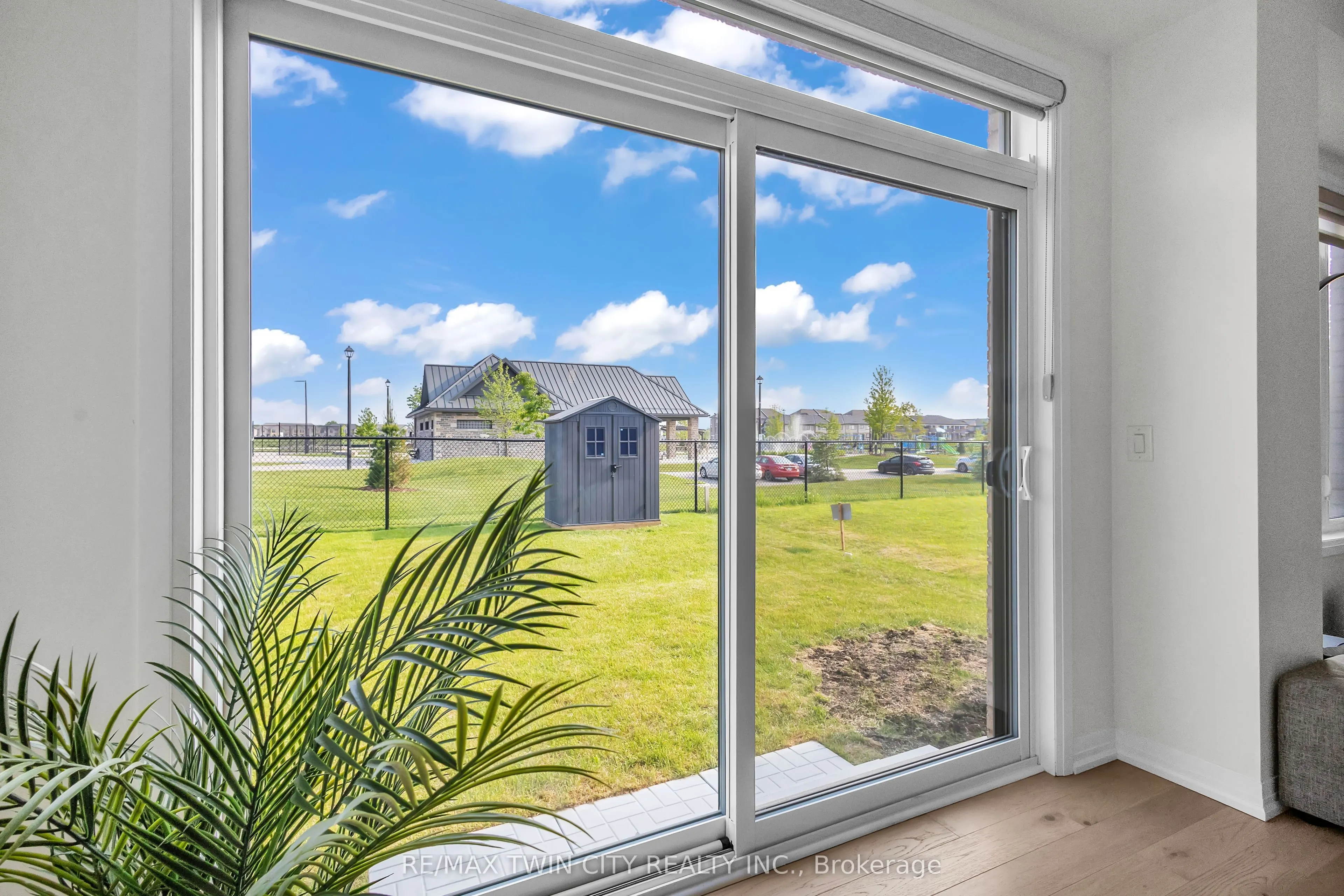 35 Crossmore Crescent