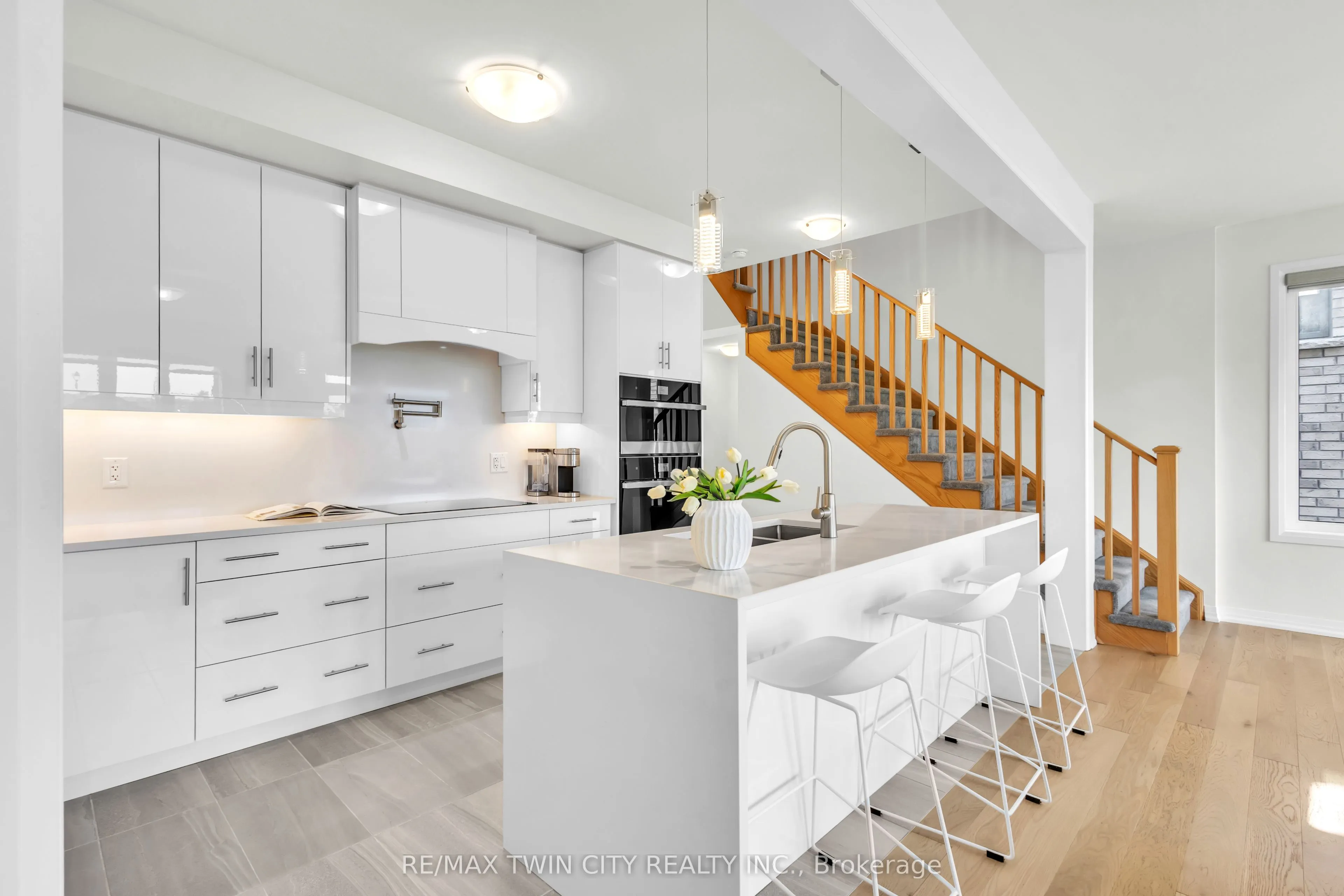 35 Crossmore Crescent