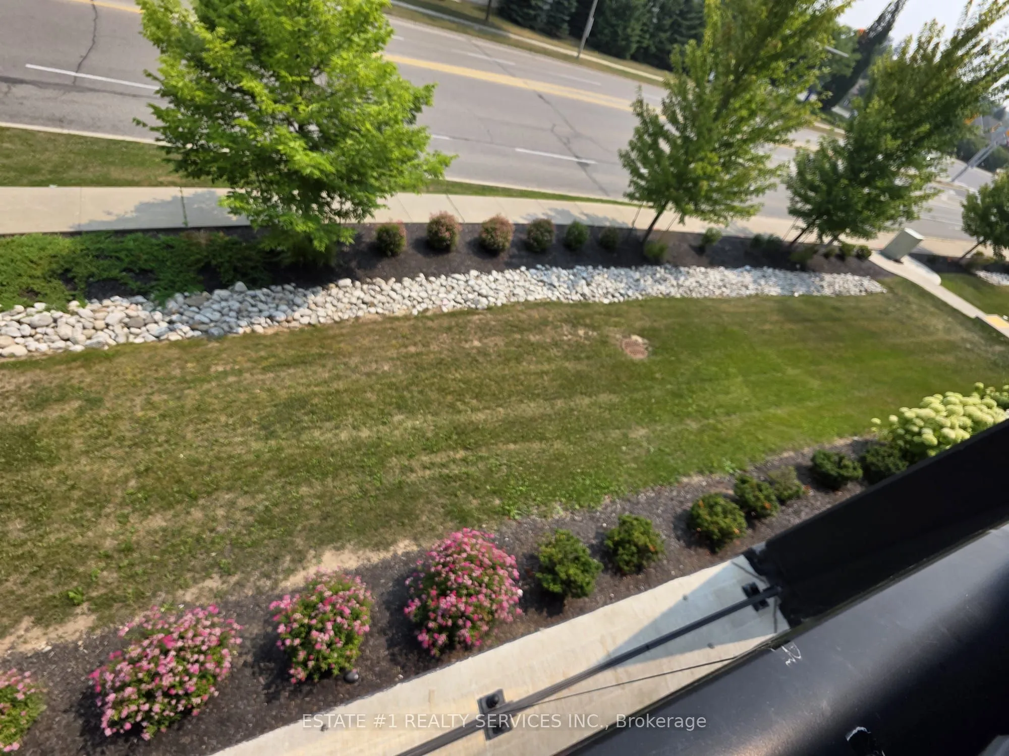 5 Wake Robin Drive, #203