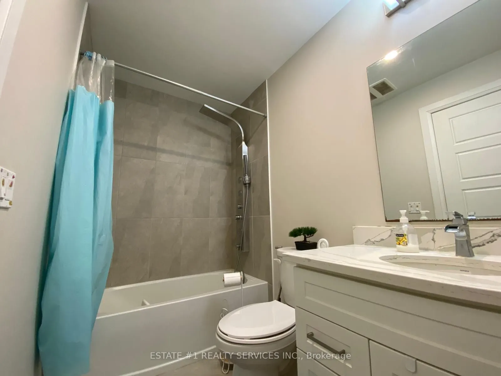 5 Wake Robin Drive, #203