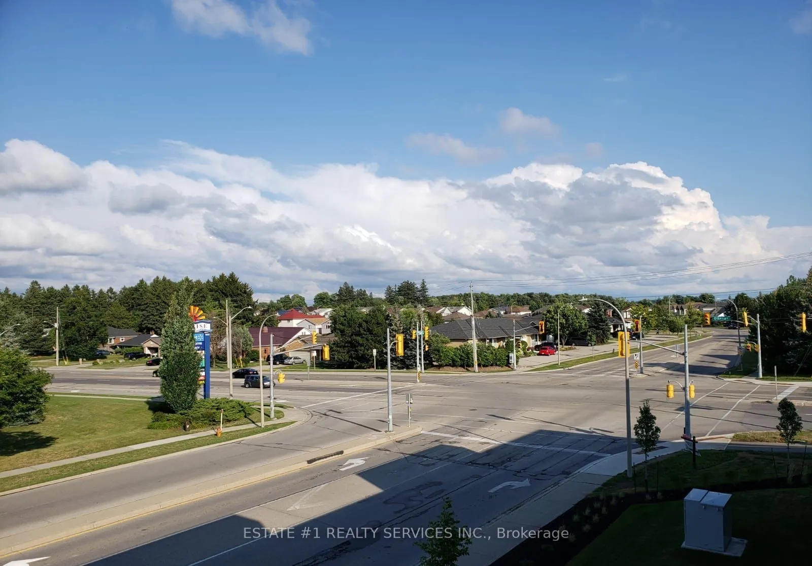 5 Wake Robin Drive, #203