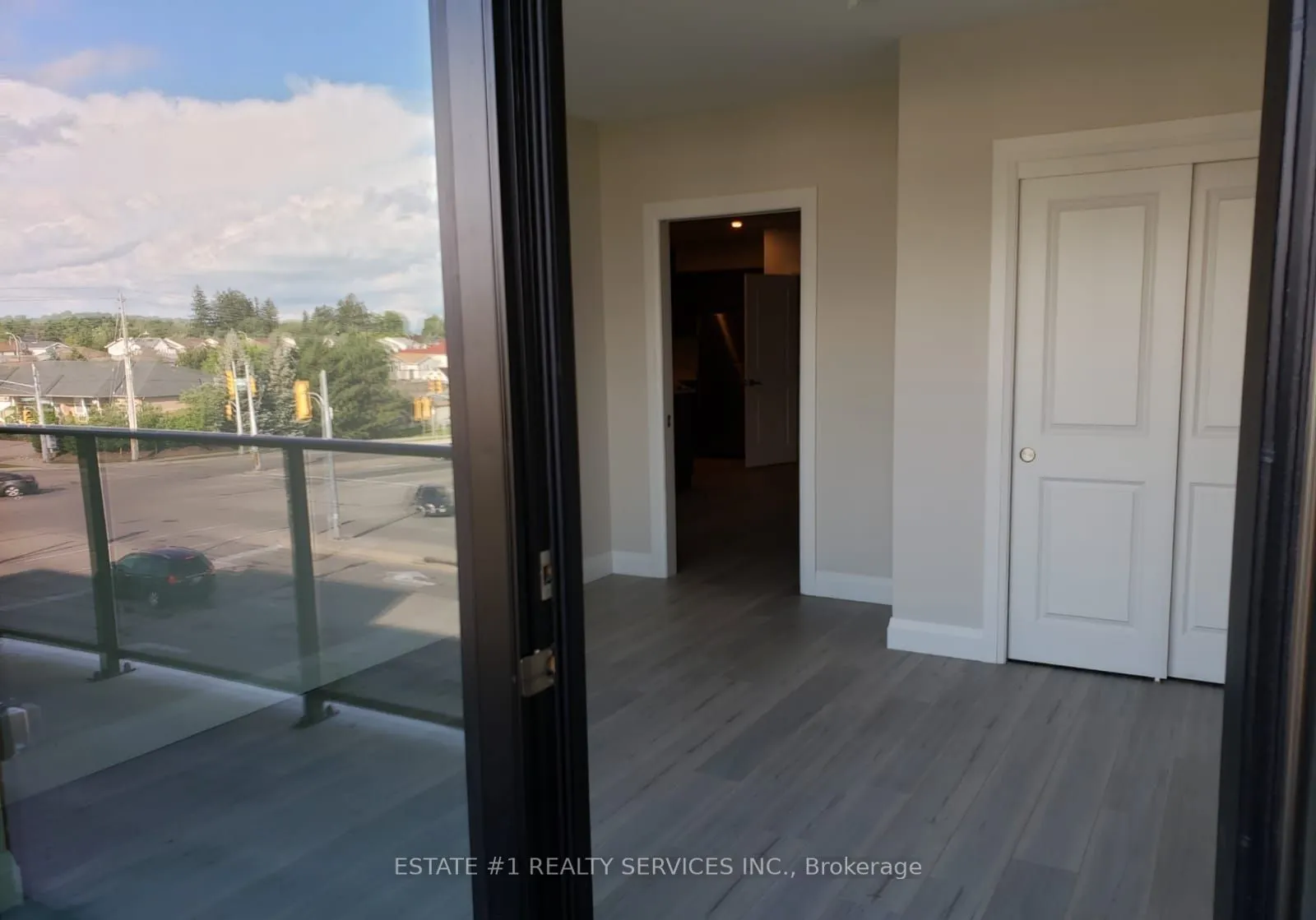 5 Wake Robin Drive, #203