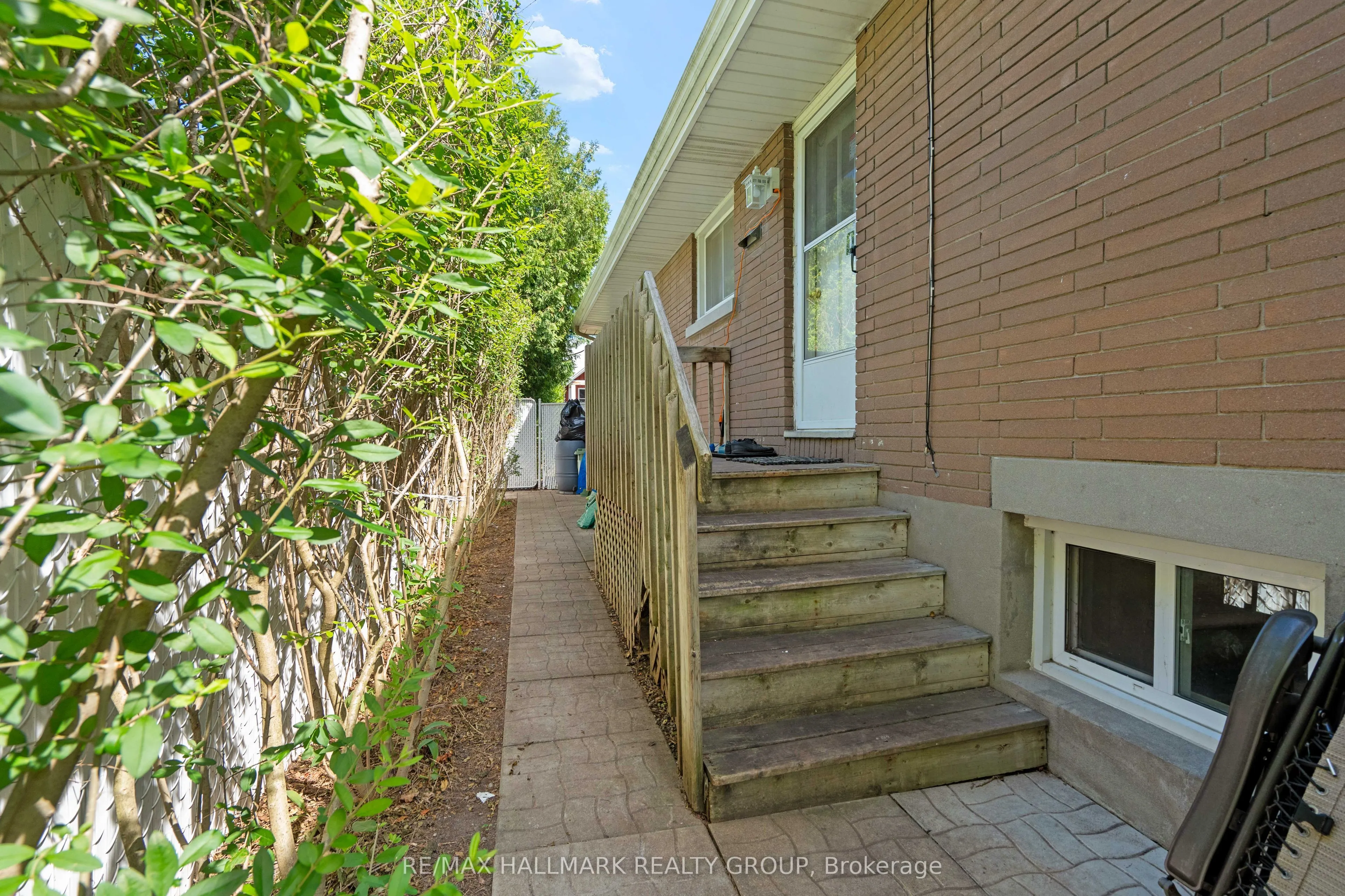 434 Hartleigh Avenue