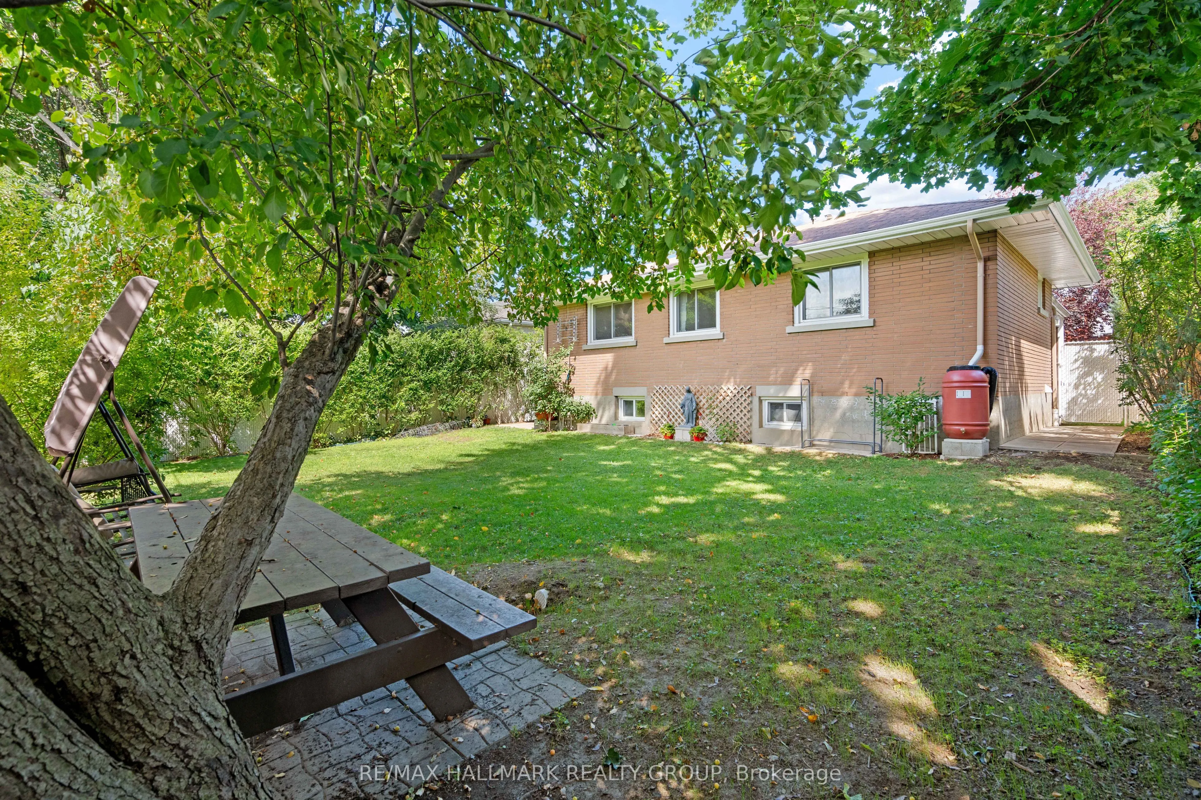 434 Hartleigh Avenue